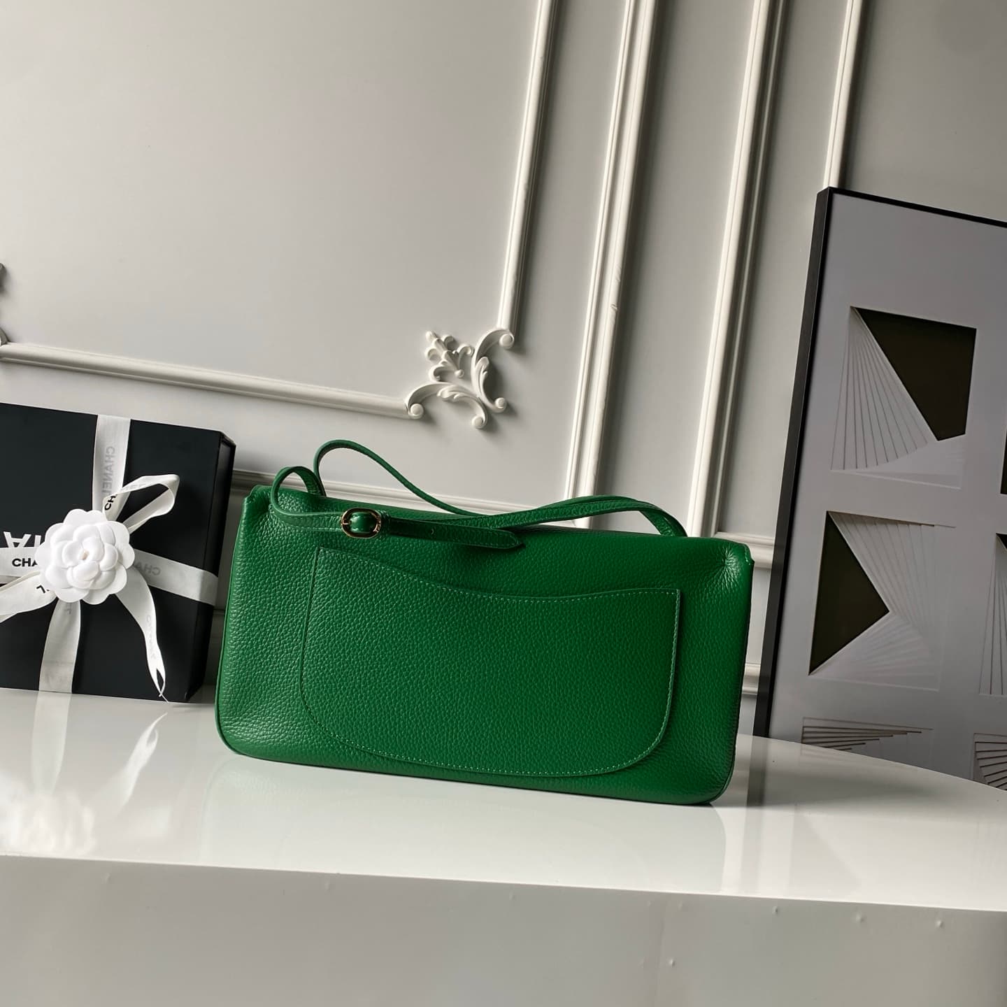 Chanel Maxi Flapbag Grained Calfskin & Gold-Tone Metal Green AS6231 A