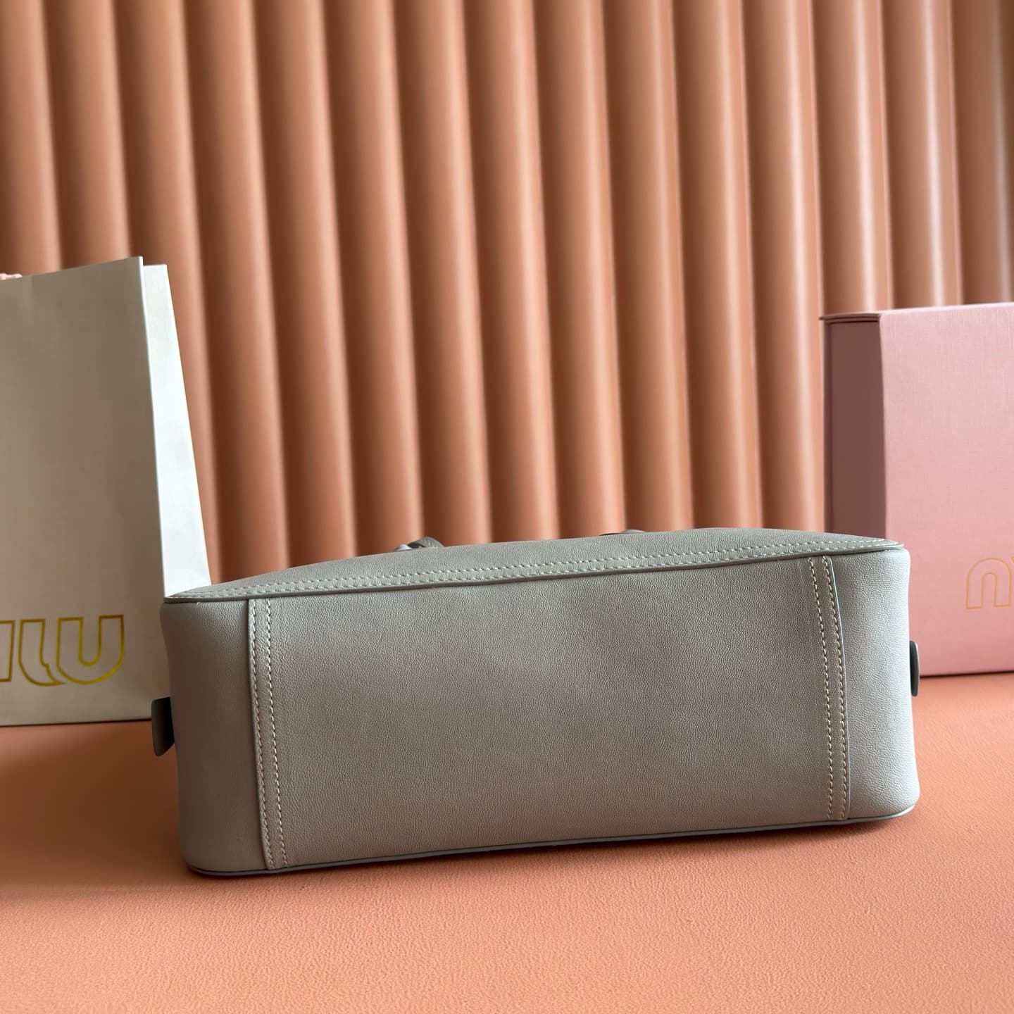 Miu Miu Vivant nappa leather bag Chalk Grey 5bb199 TOP