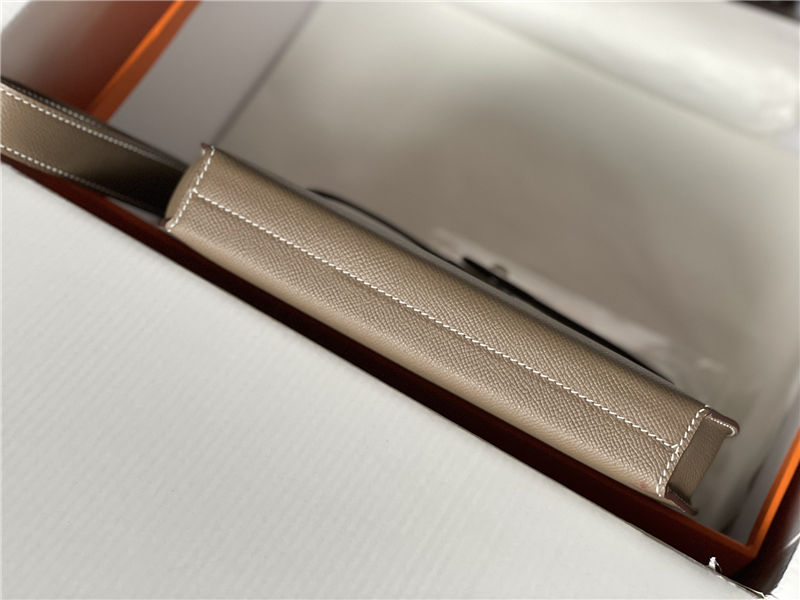 Hermes Kelly Depeches 25 Pouch Epsom Leather Gri Elephant WAX High