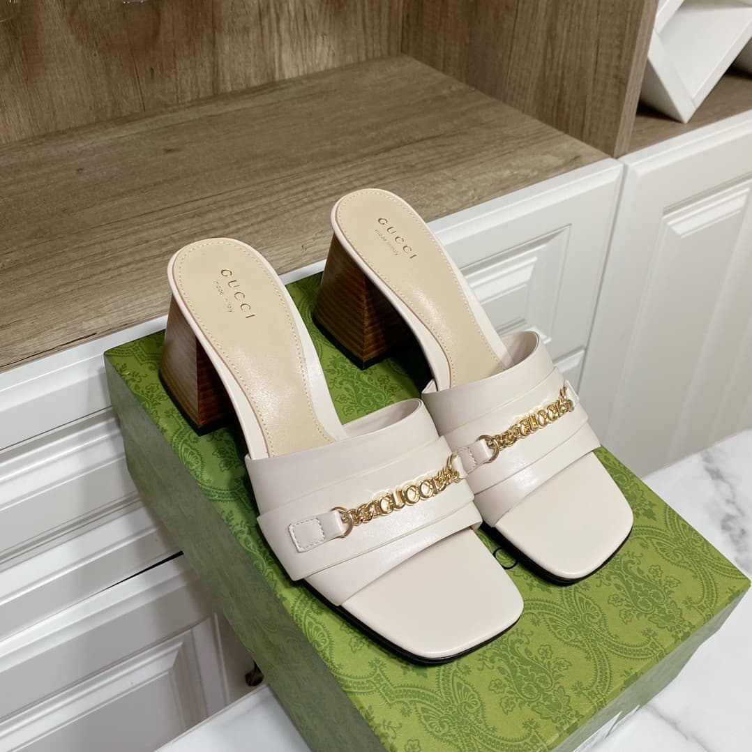Gucci Sandals shoes Women