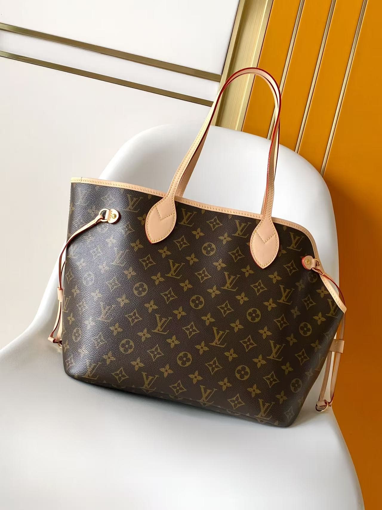 Louis Vuitton Neverwoof Monogram coated canvas M27847 High