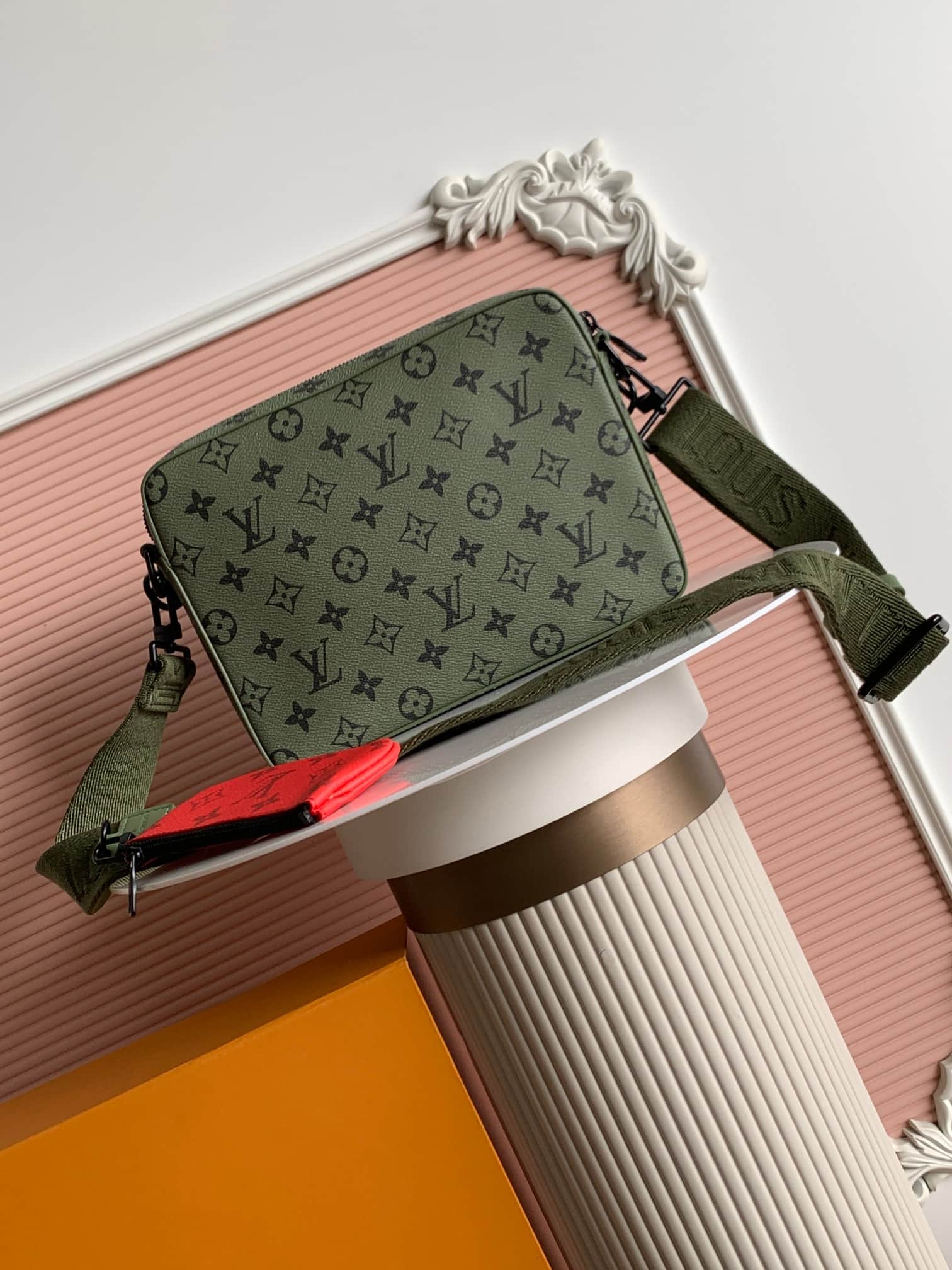 Louis Vuitton Trio Messenger Bag in Khaki Green M23783 High