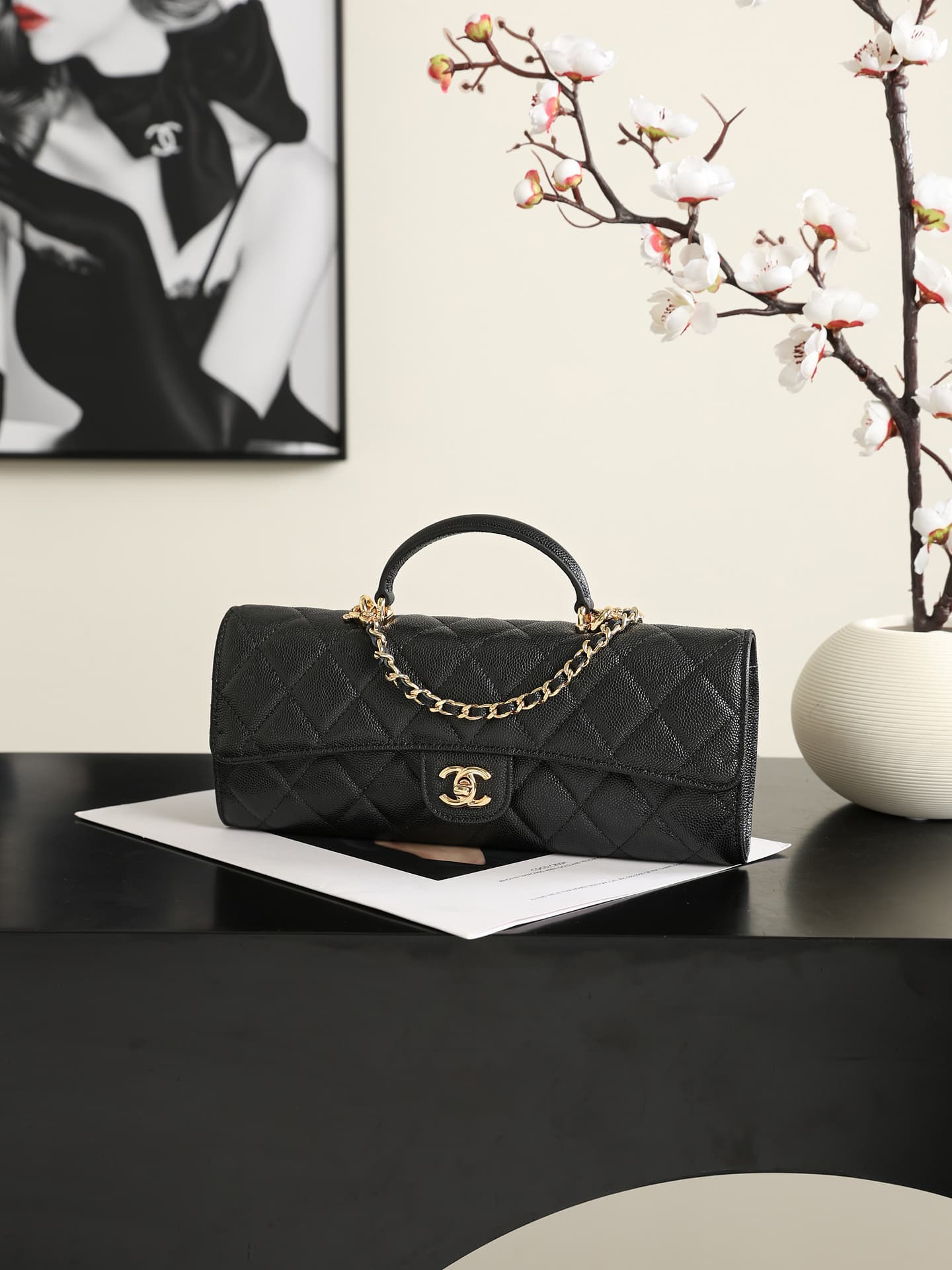 Chanel Clutch with chain Grained Calfskin & Gold-Tone Metal Black AP5280 A