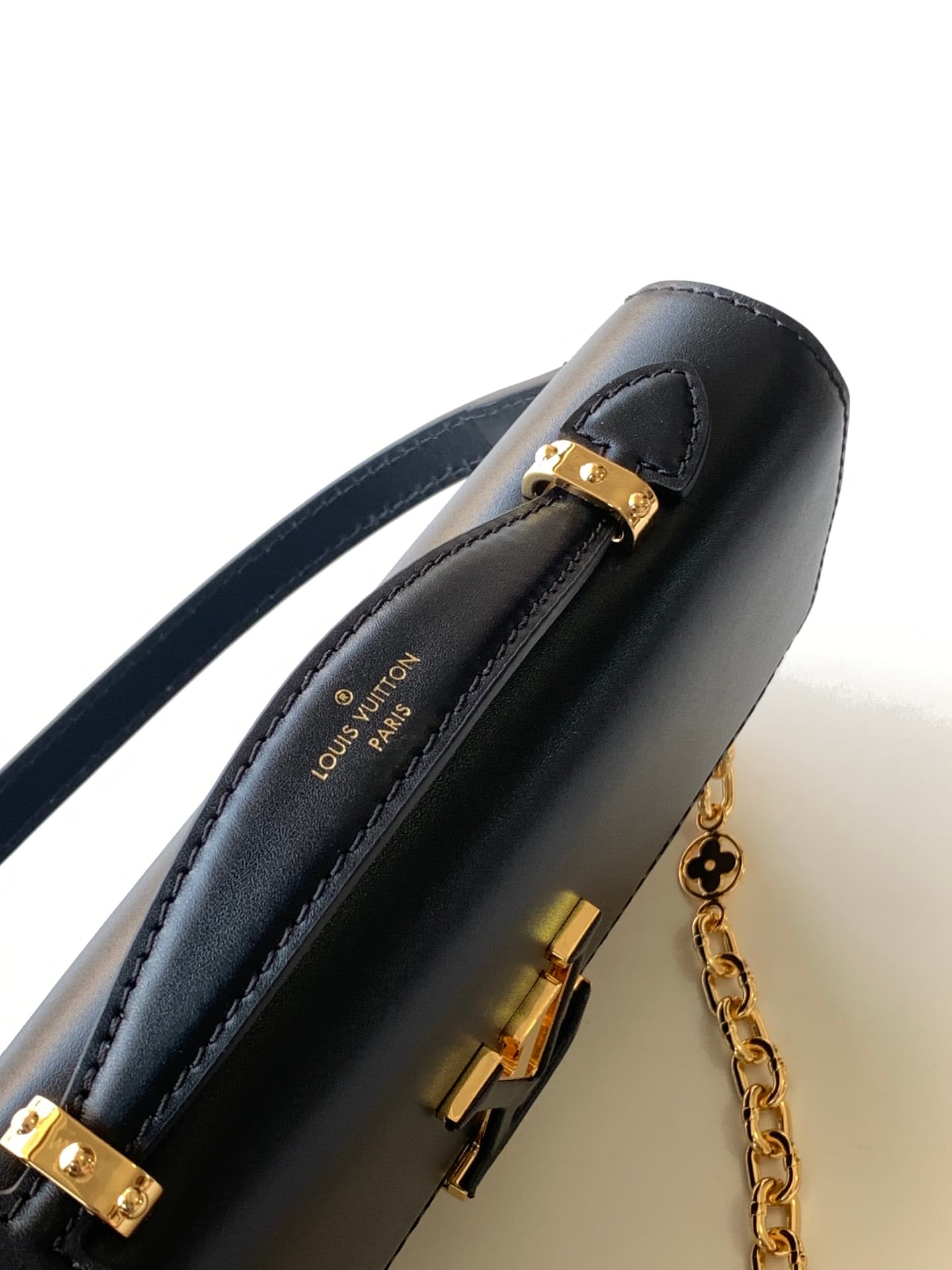 Louis Vuitton Wallet On Chain Capucines Black Calf leather M12143 High