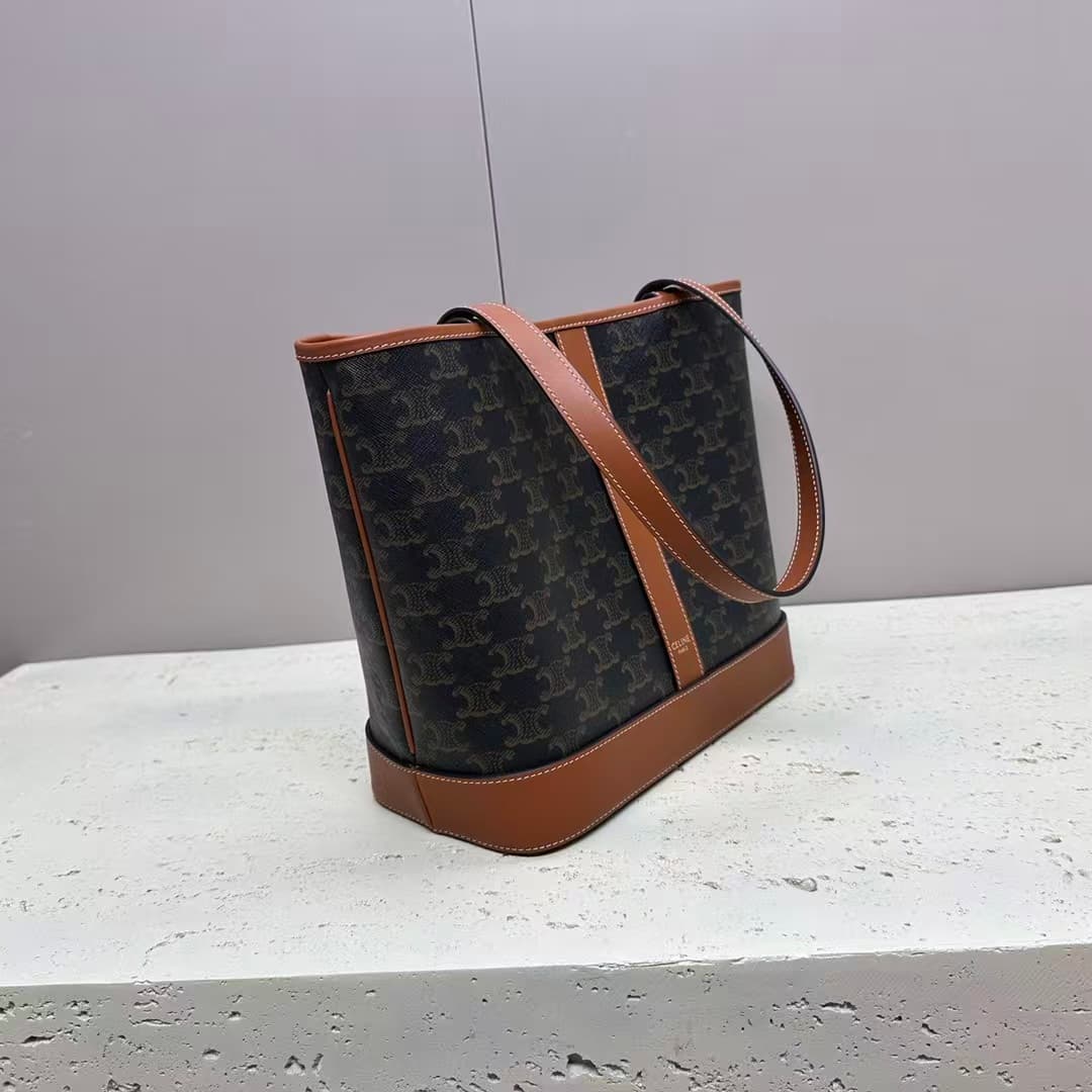 Celine Bucket IN Triomphe Canvas and calfskin high
