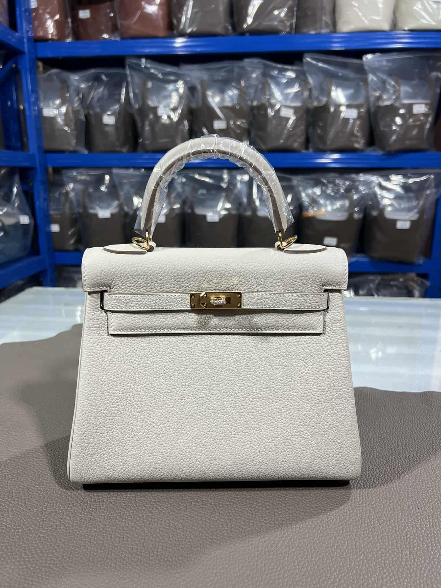 Hermes Kelly 25/28/32cm Retourne Bag Togo Leather In Craie WAX High