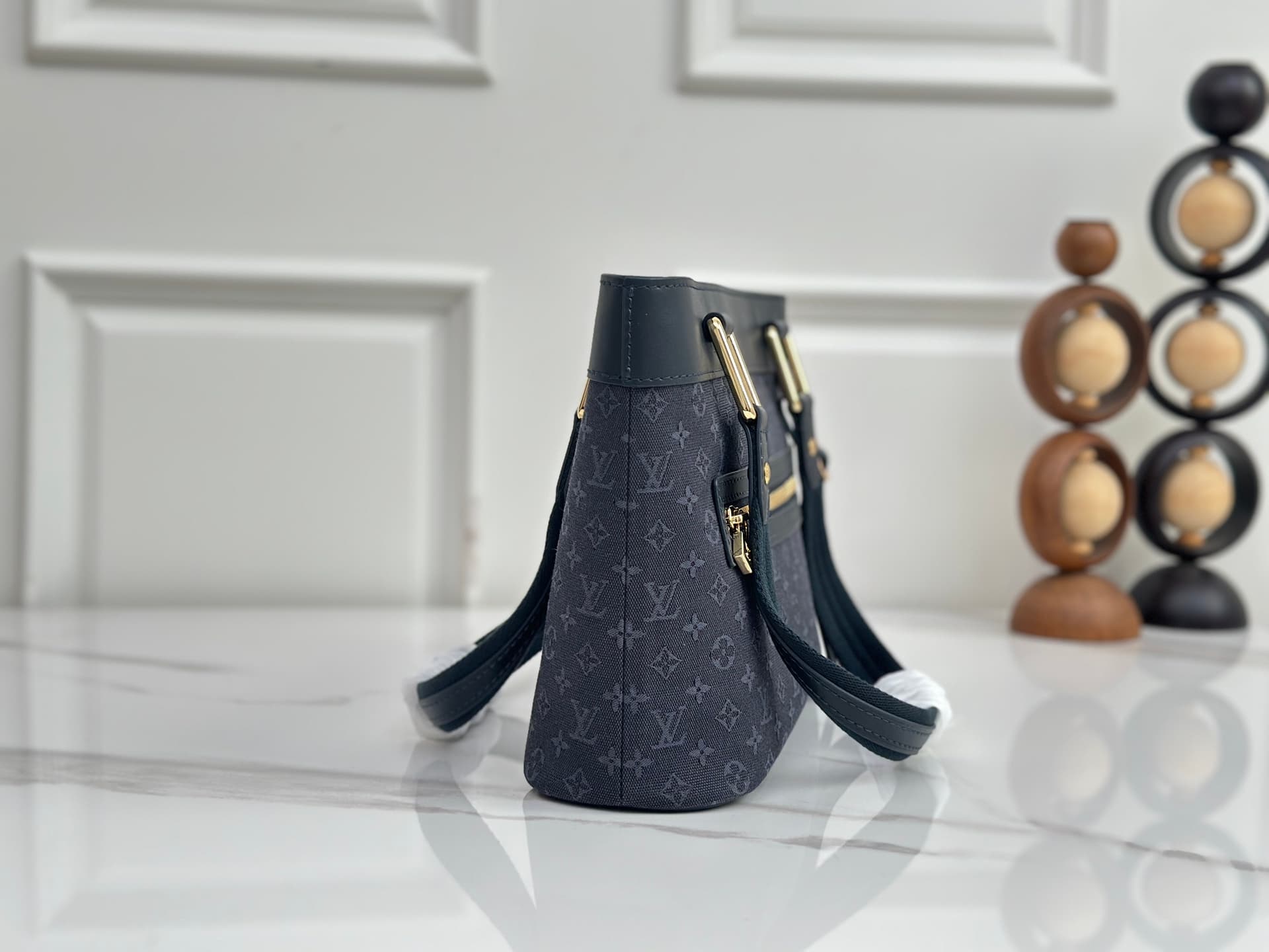 Louis Vuitton Monogram Lin Lucille shoulder bag M92680 High