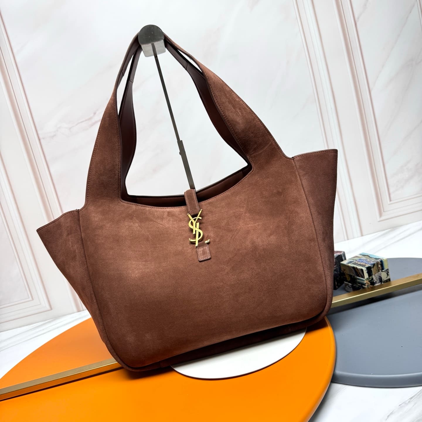 LE 5 À 7 BEA in suede CARAMEL COGNAC 763435 TOP