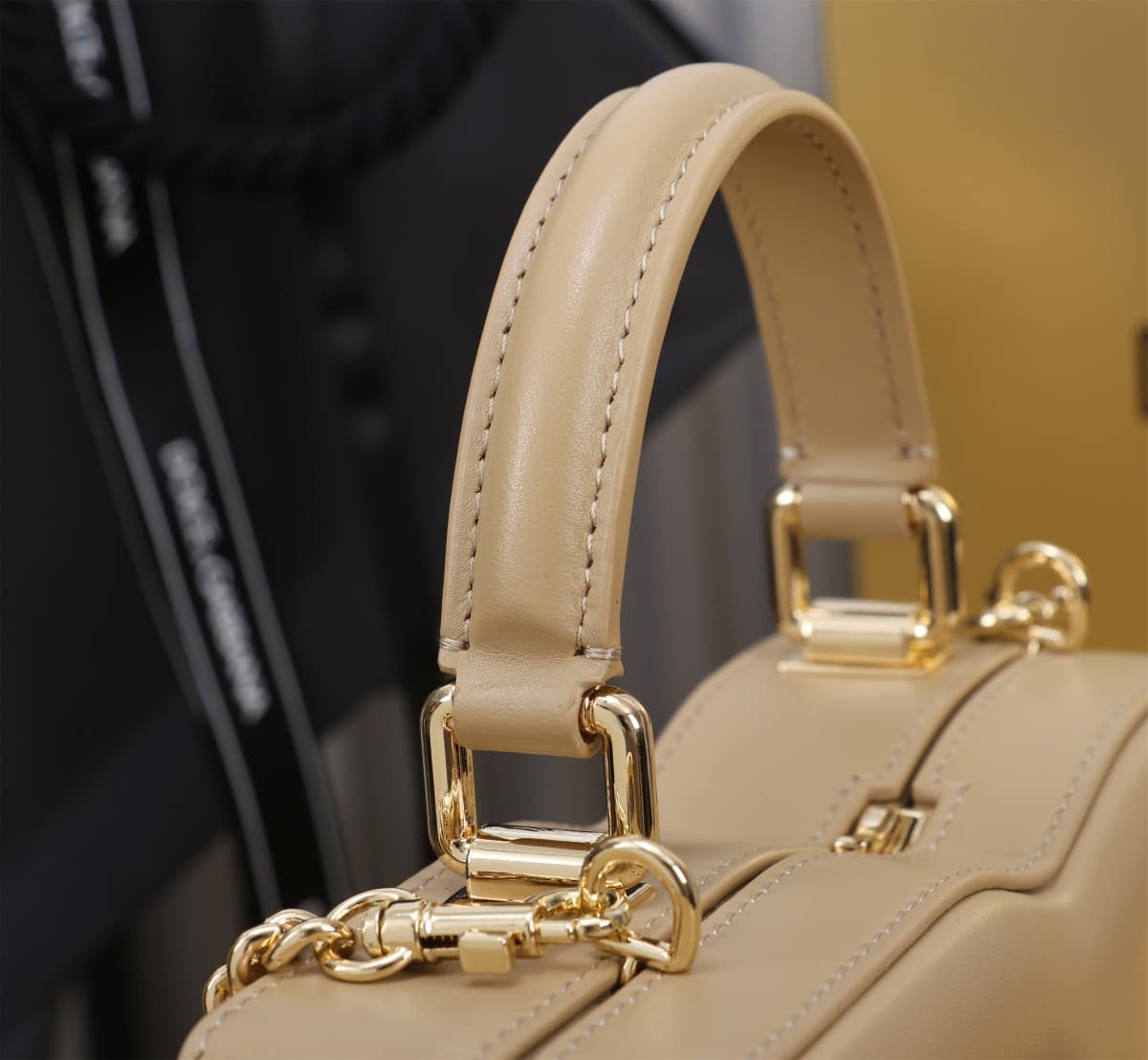 Dolce & Gabbana beige leather DG Logo handbag high