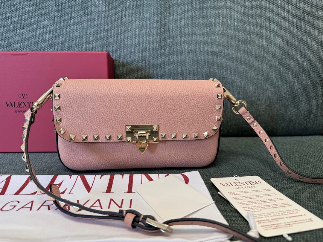 Valentino Garavani Small Rockstud Shoulder Bag Pink High