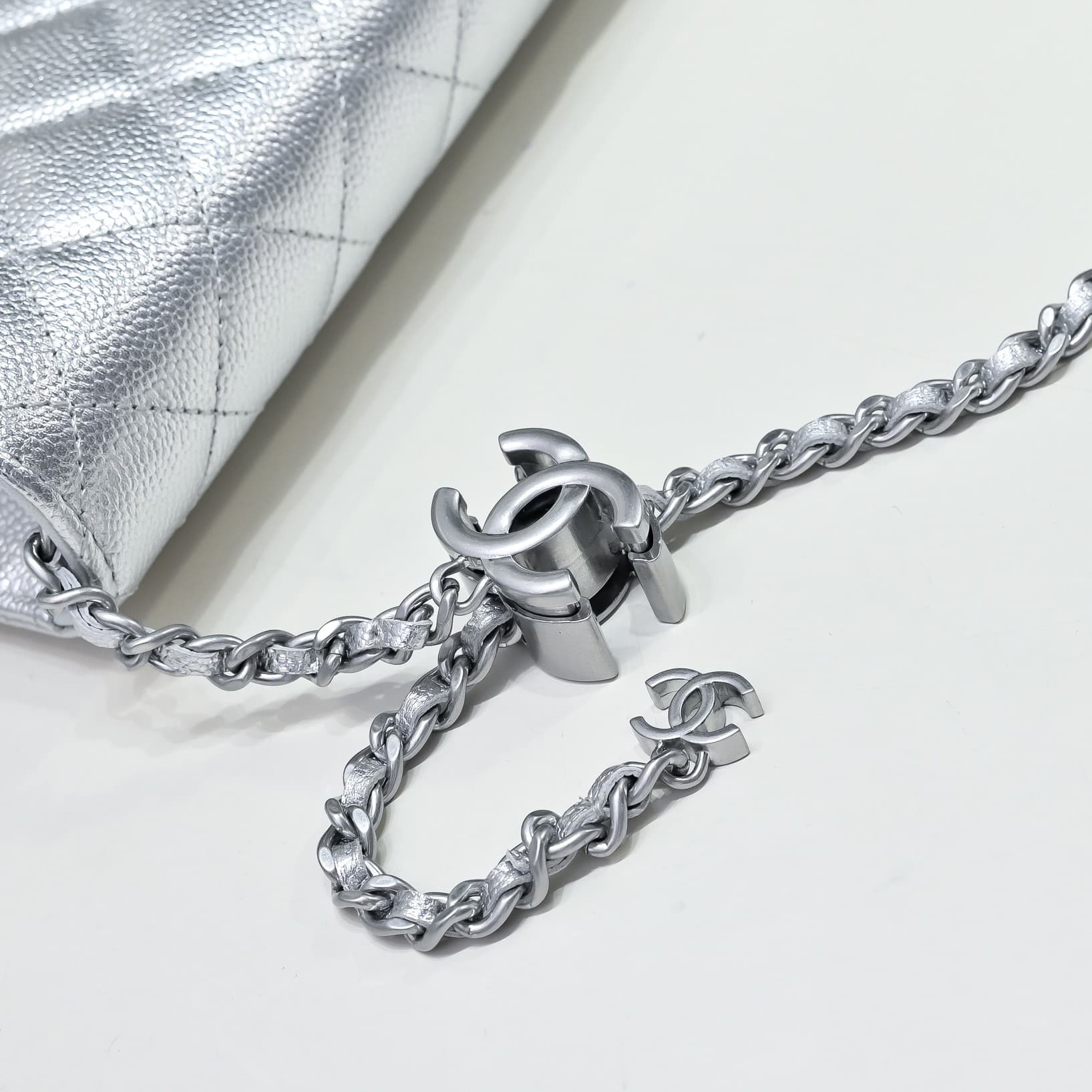 Chanel Wallet on Chain quilted metallic leather & Silver-Tone Metal Silver AP3938 High
