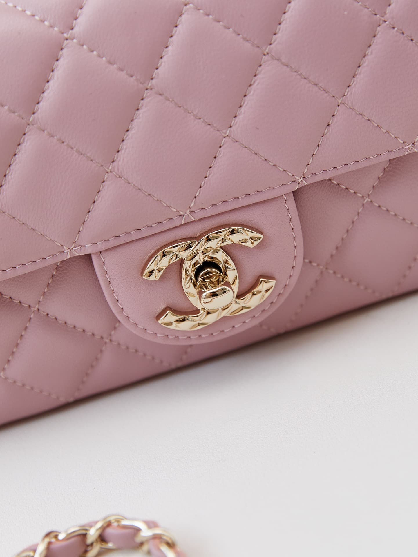 Chanel Mini Flap Bag with Top Handle Lambskin& Gold-Tone Metal White AS4924 A