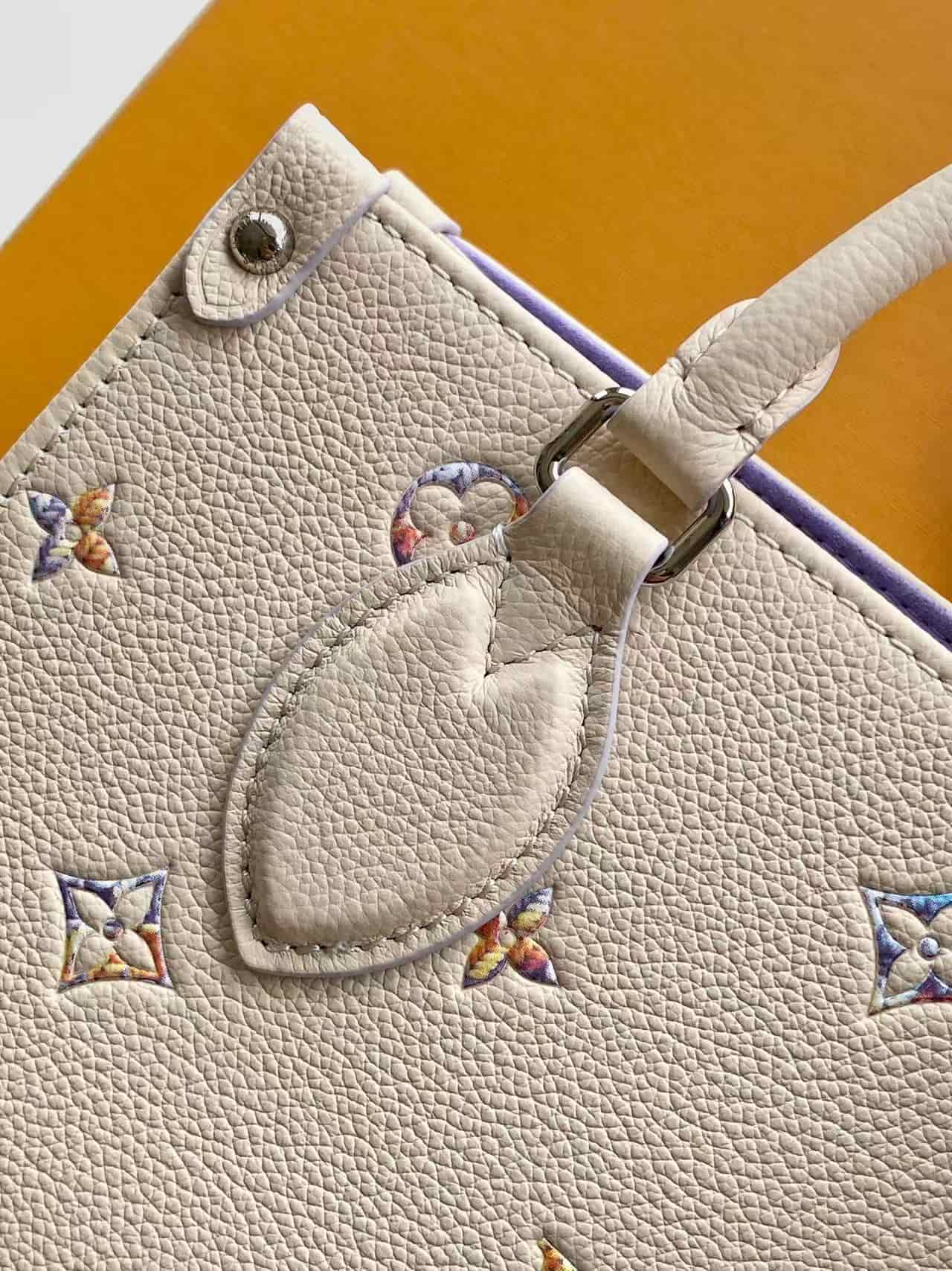 Louis Vuitton OnTheGo PM Link Quartz Embossed cowhide leather M29976 High