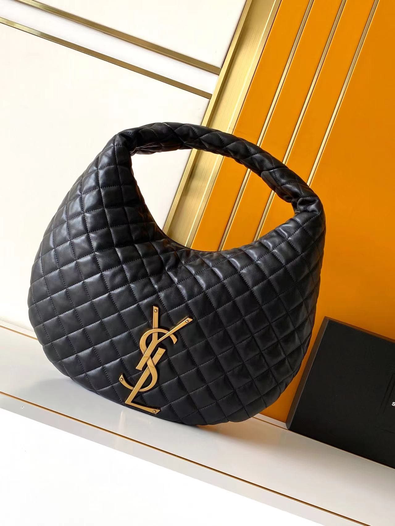 ICARE hobo in quilted nappa BLACK High