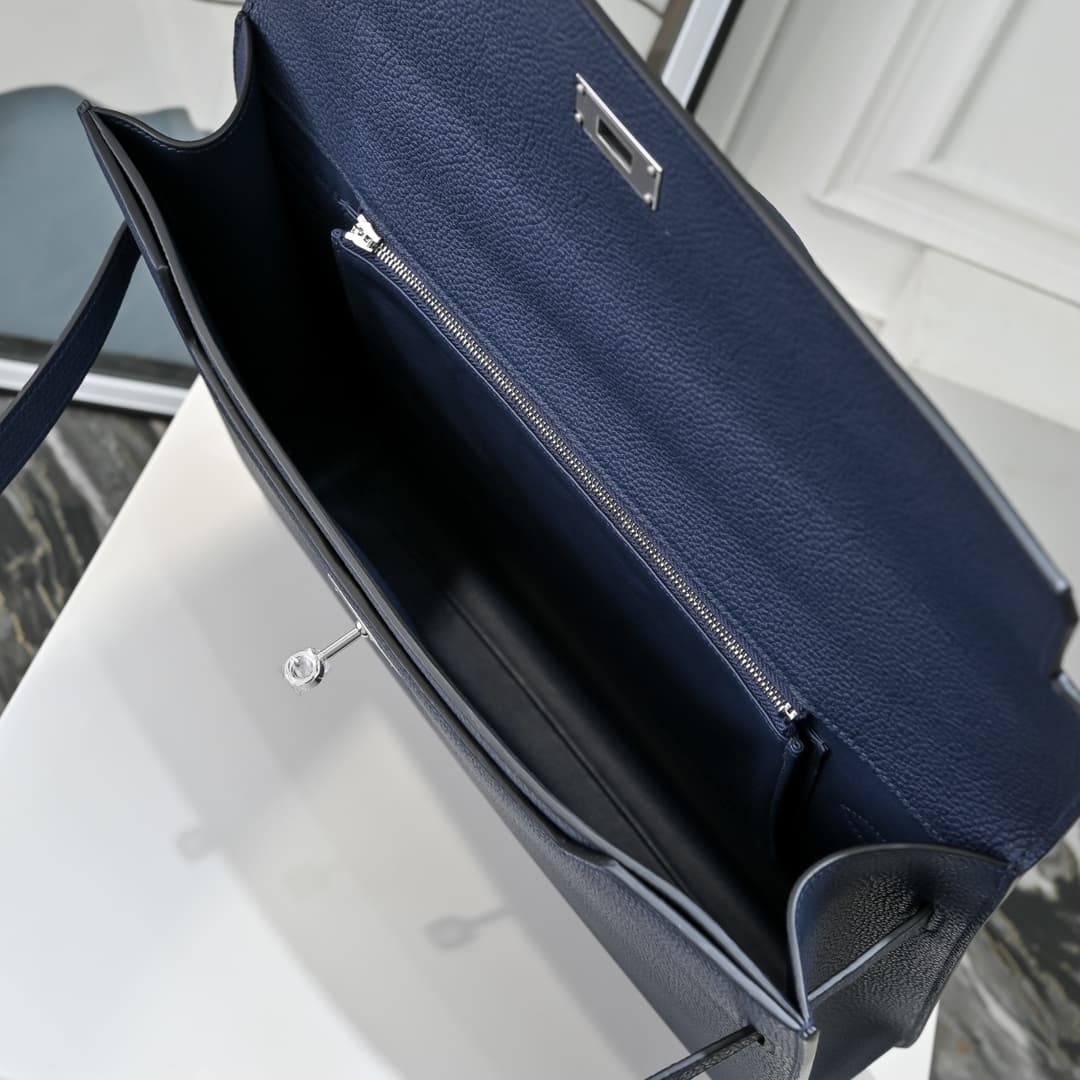 Hermes Kelly depeches Togo 36 briefcase In Navy blue Metal CalfskIn WAX High