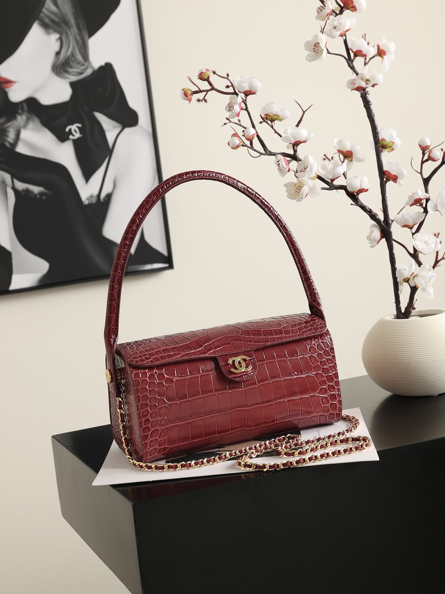 Chanel Clutch with chain Crocodile Embossed Calfskin & Gold-Tone Metal AP5294 Burgundy High