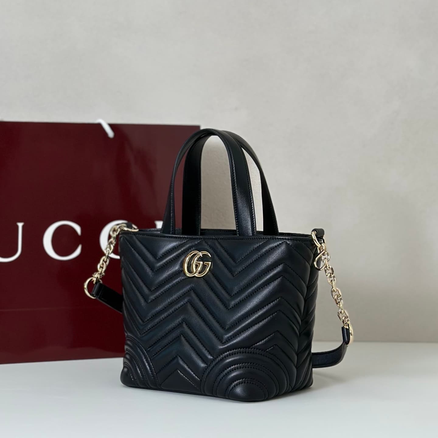 Gucci Betty small tote bag ‎847386 black leather High