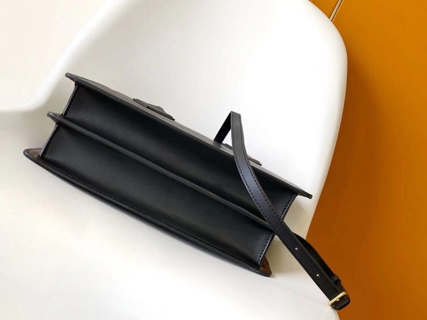 Louis Vuitton Varenne Black Epi leather M11789 High