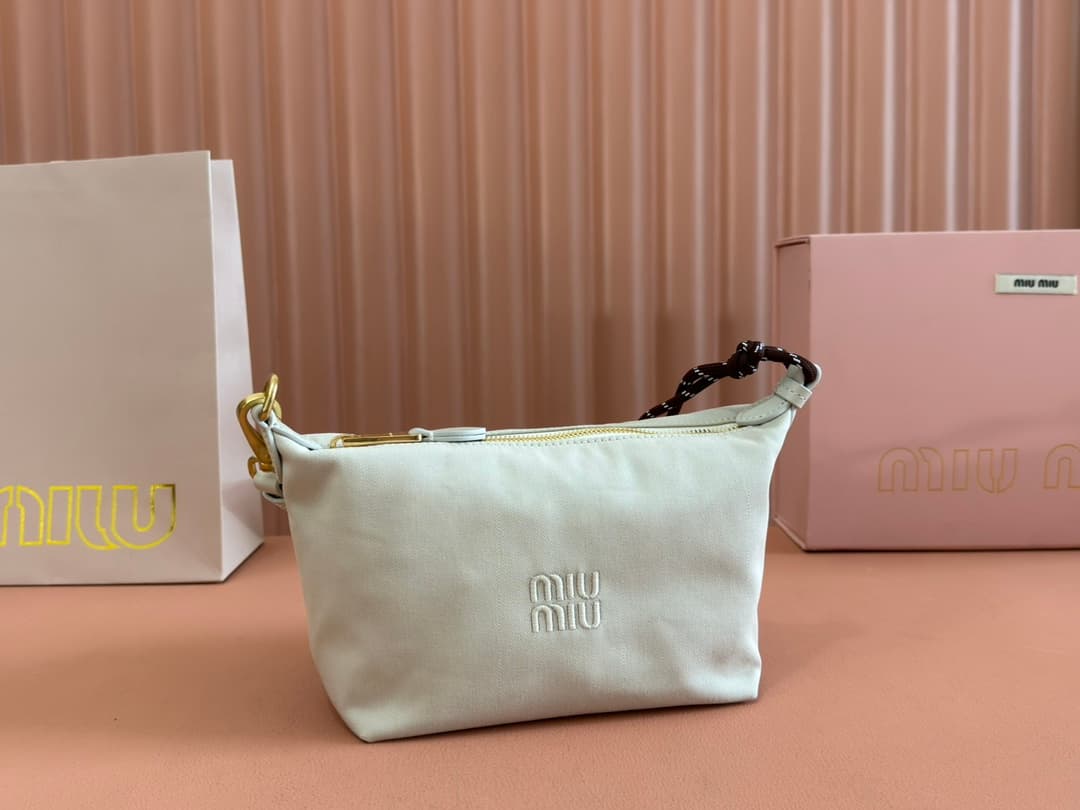 Miu Miu Gabardine pouch White 5NE841 High