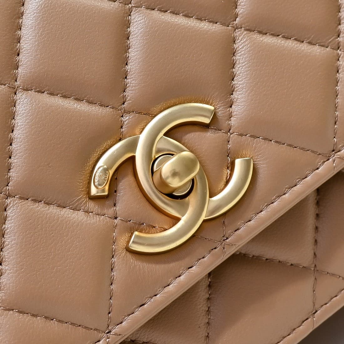 Chanel Wallet on Chain Quilted Leather  & Gold-Tone Metal Caramel AP3938 High