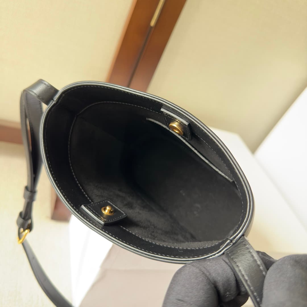 CELINE Small Bucket Bag in Black Smooth Calfskin Leather High