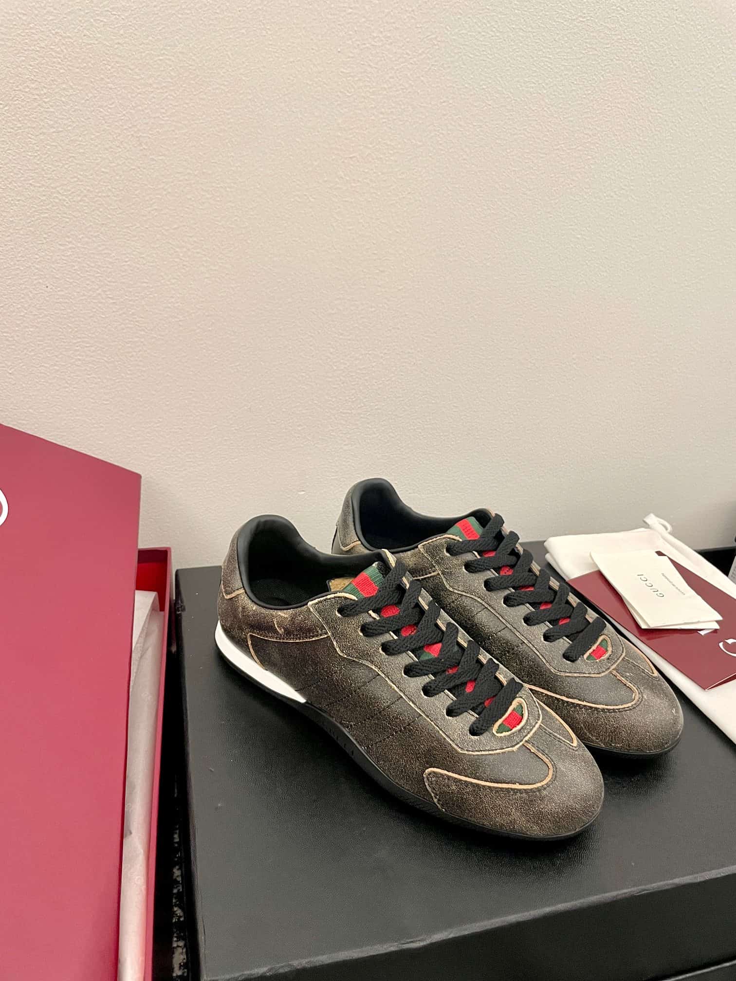 Gucci Shift Sneaker Shoes Men Women
