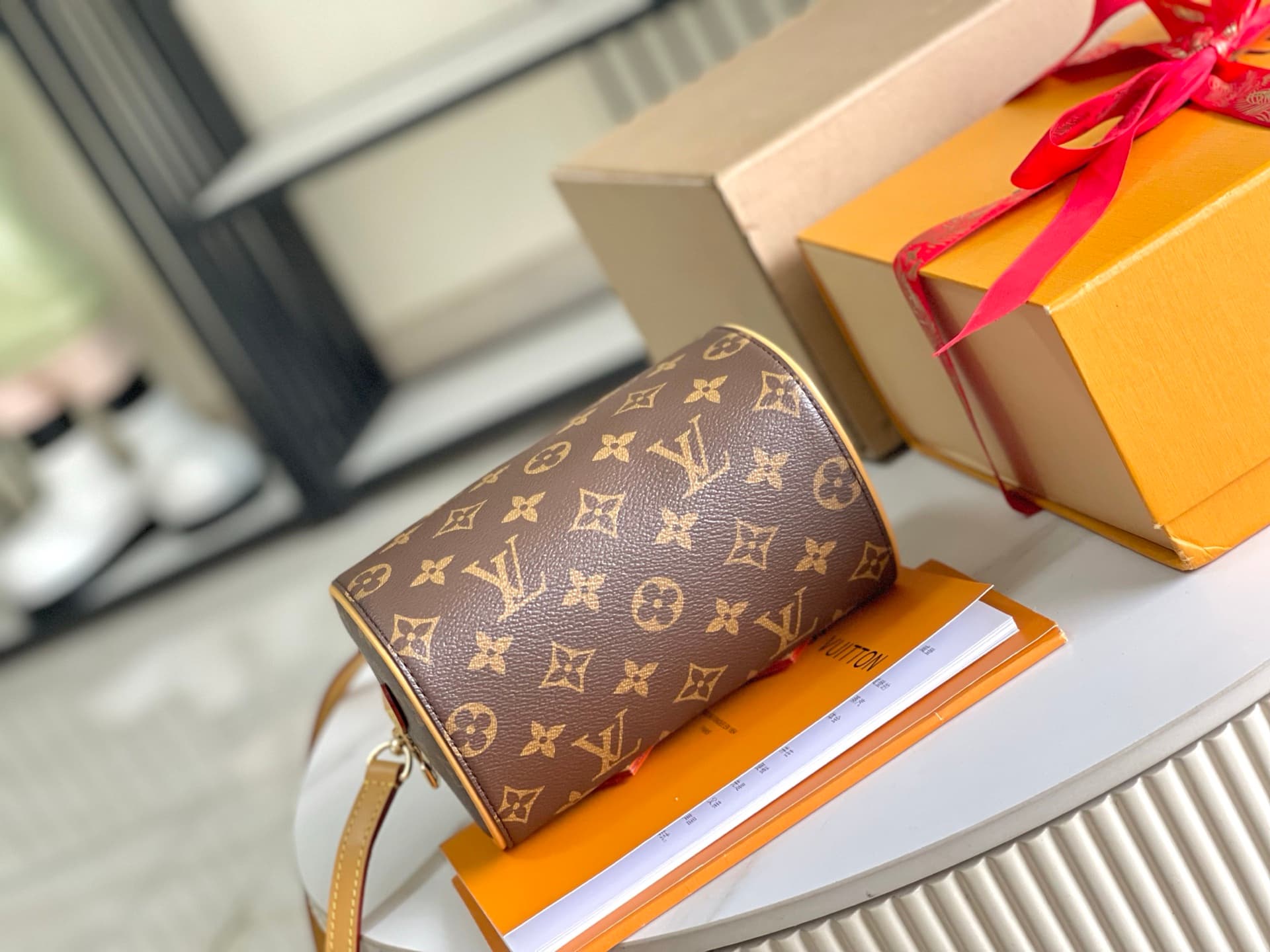 Louis Vuitton Nano Speedy Dating Coated canvas M13226 TOP