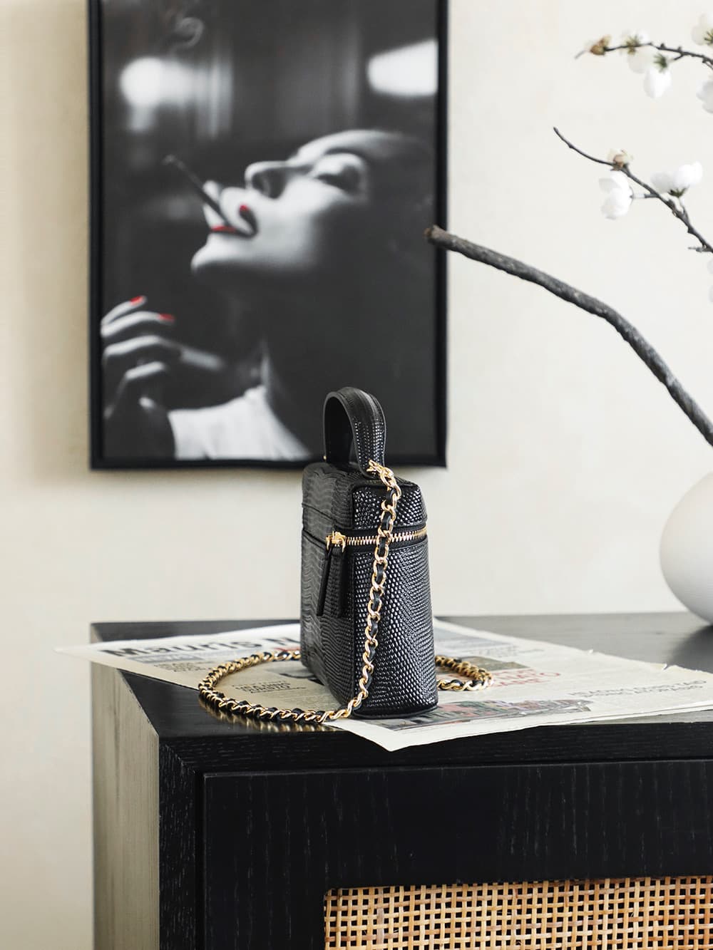 Chanel Small Vanity with chain Lizard Embossed Calfskin & Gold-Tone Metal Black AS5195 A