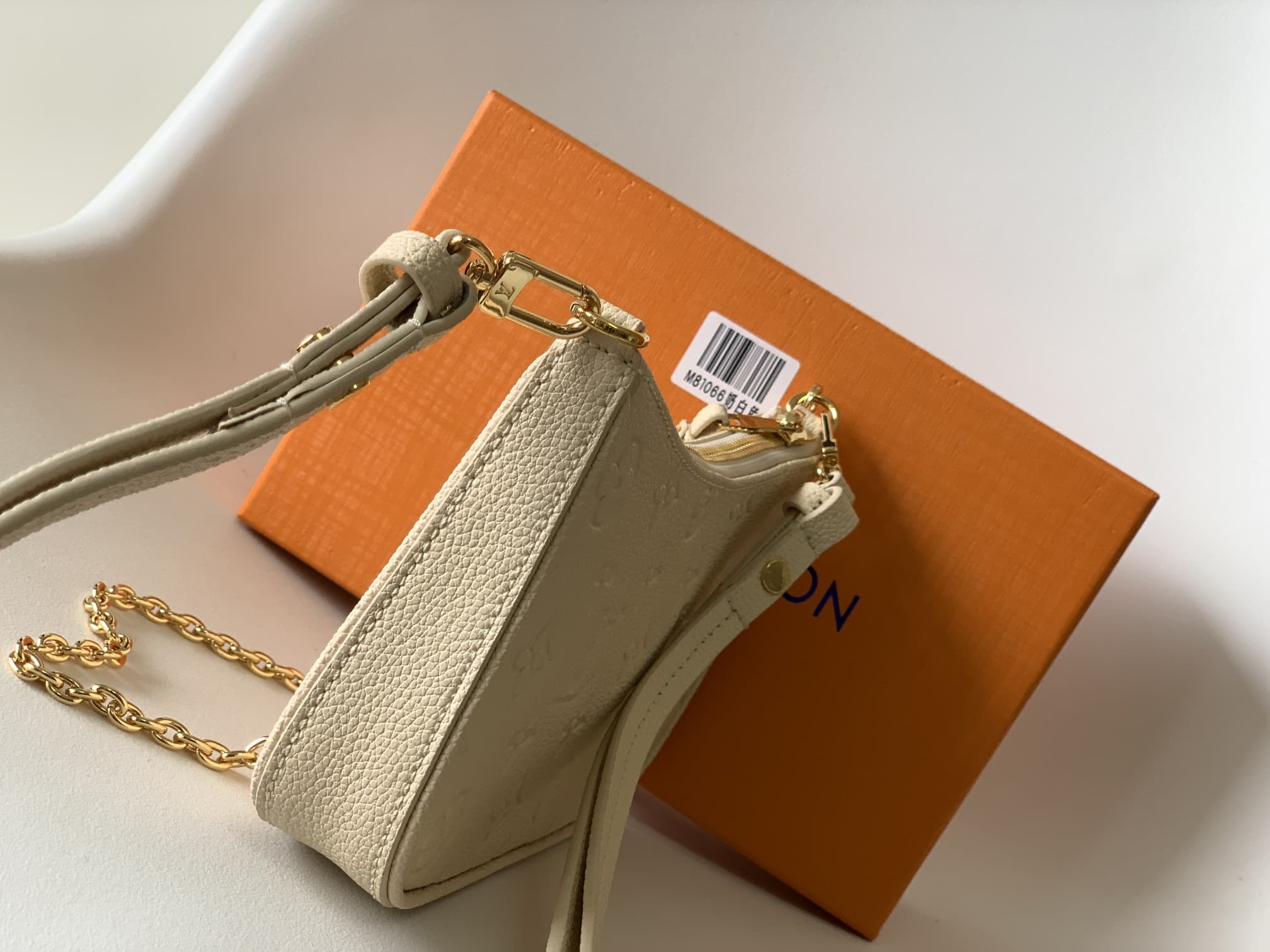 Louis Vuitton EASY POUCH ON STRAP Monogram Empreinte Leather M81066 High