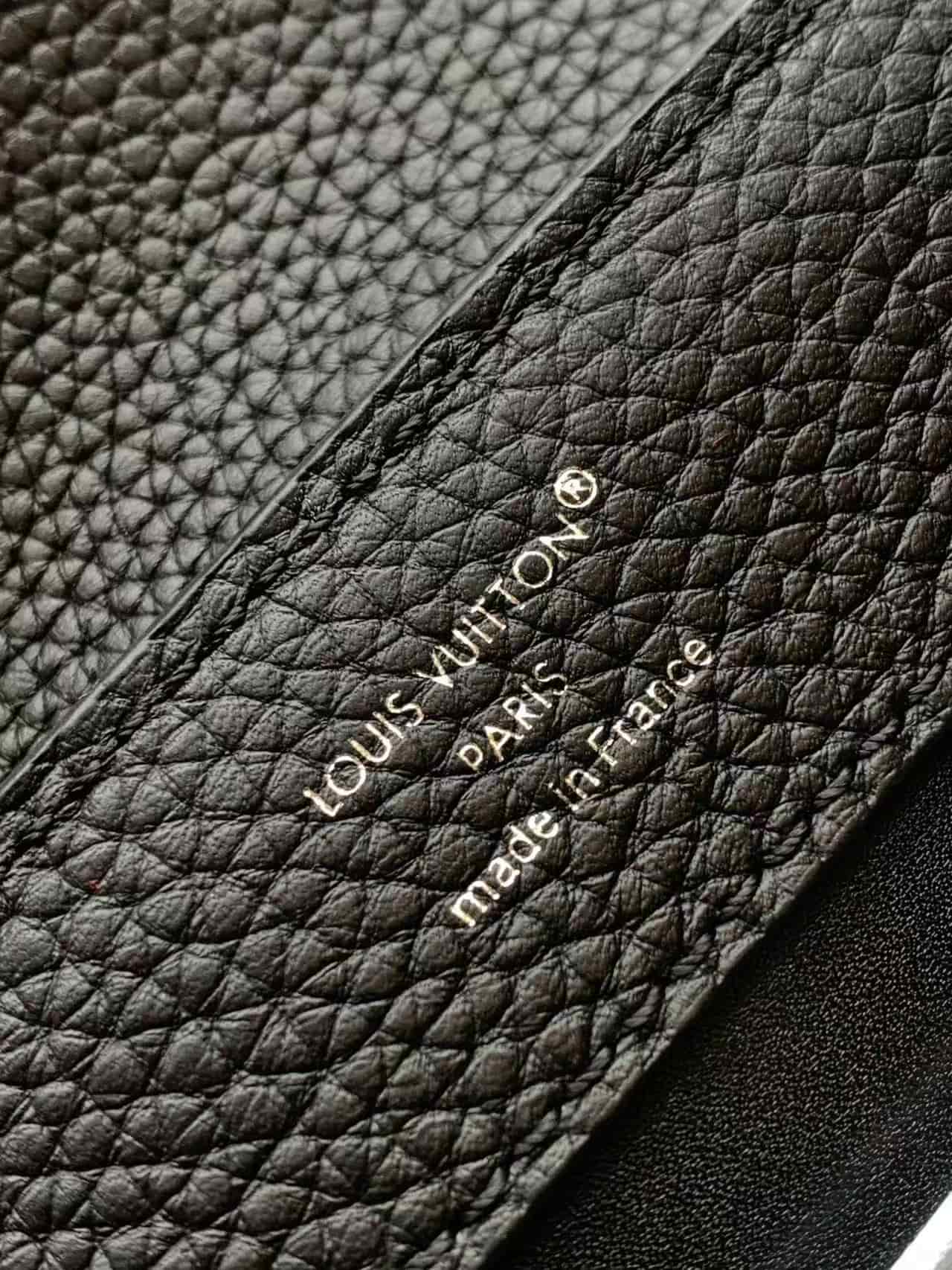 Louis Vuitton Capucines Mini bag Black Taurillon Leather M11908 TOP