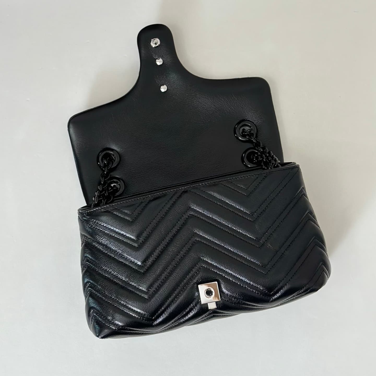 Gucci GG Marmont Small Shoulder Bag 855371 Black High