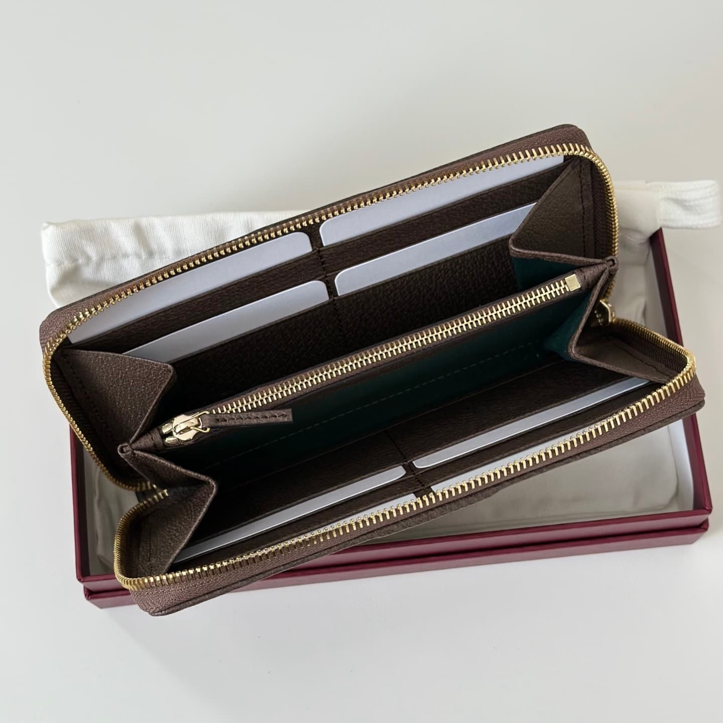 Gucci Ophidia zip around wallet Coffee ‎838484 High