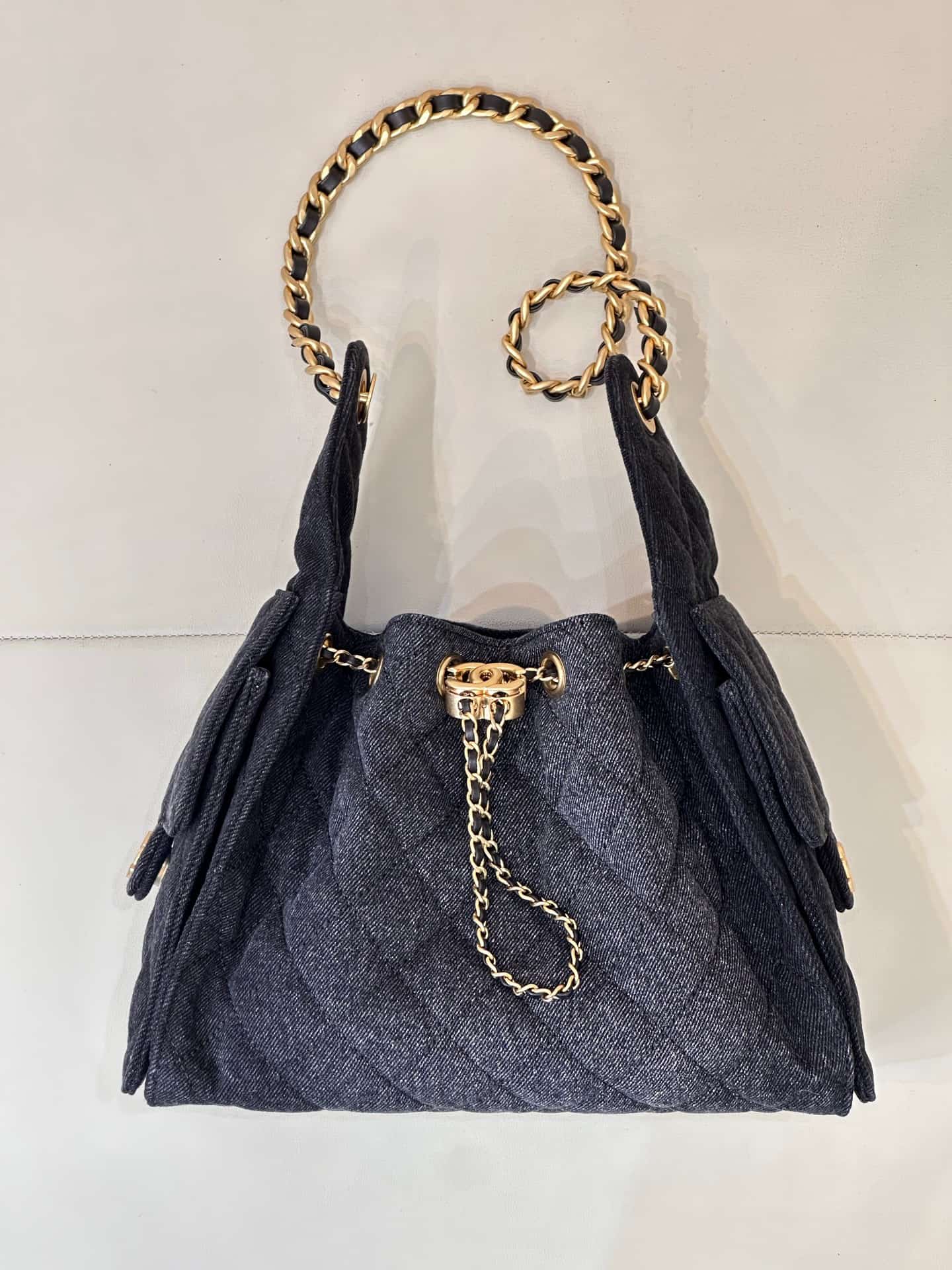 Chanel 25 Small Hobo handbag AS5293 Denim &Gold-tone Metal Dark Blue TOP