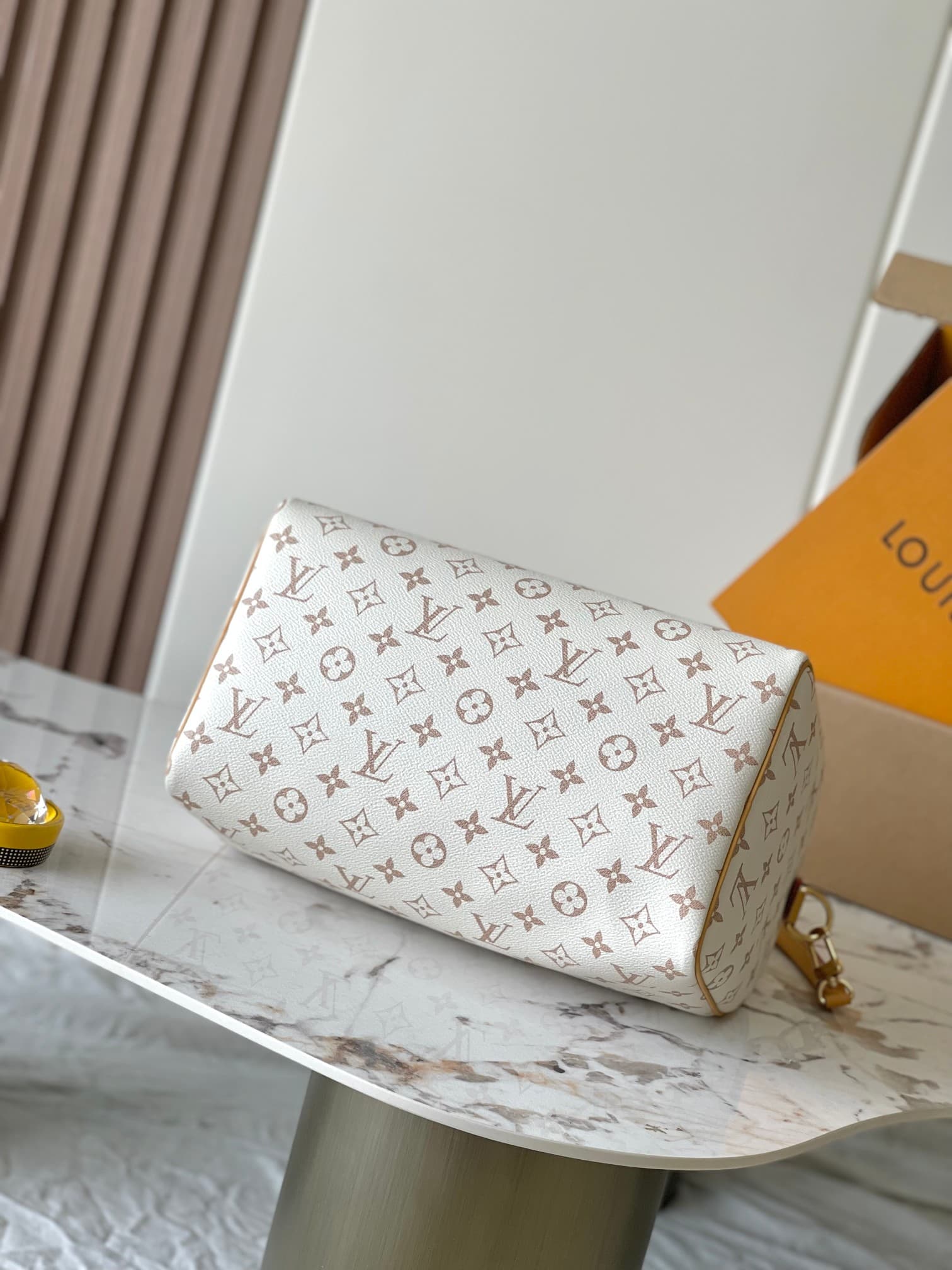 Louis Vuitton Speedy Soft 30 Lucky Coated canvas Monogram Dune/Pink M15108 TOP