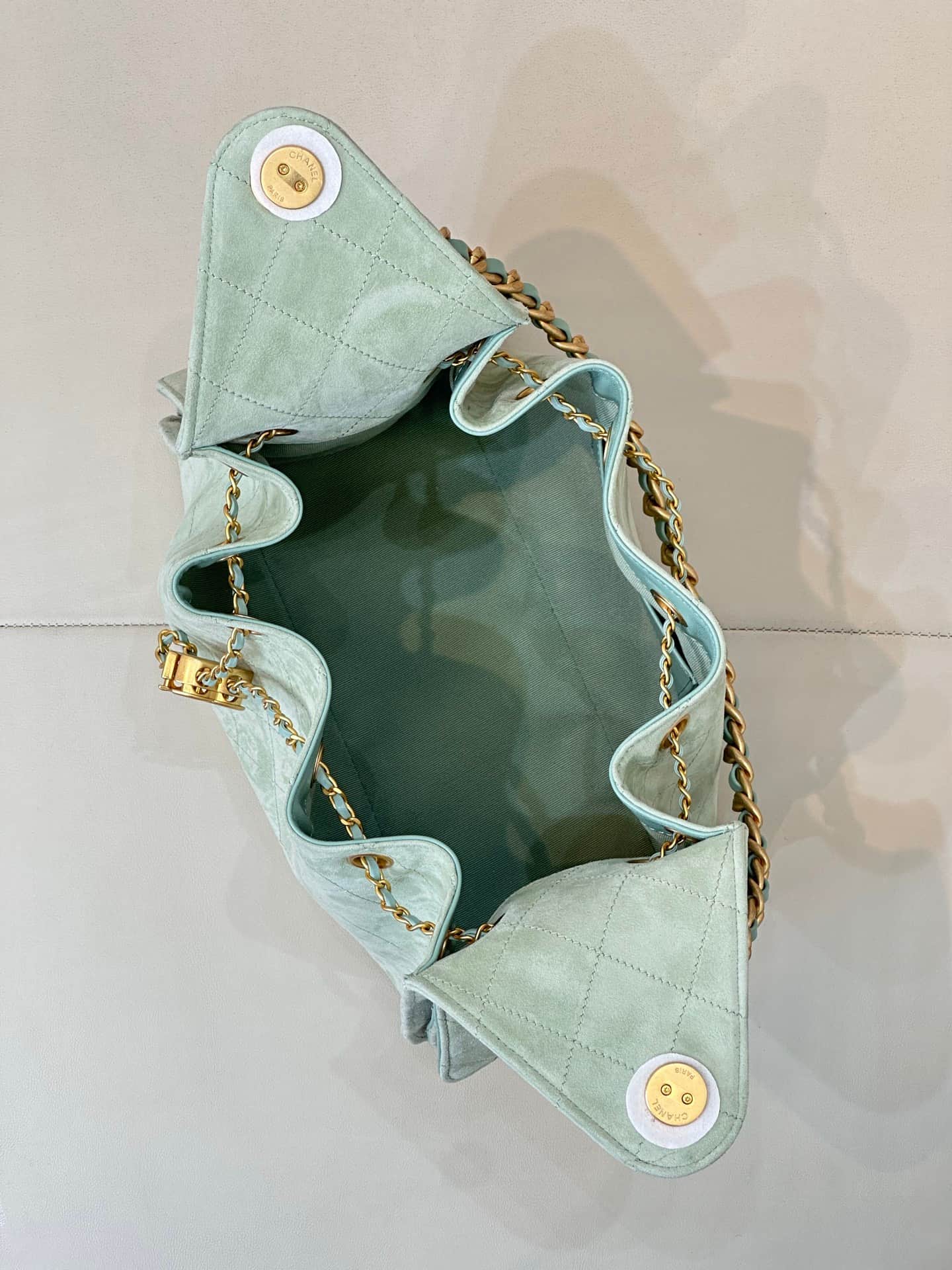 Chanel 25 Small Hobo handbag AS5293 Suede &Gold-tone Metal Green TOP