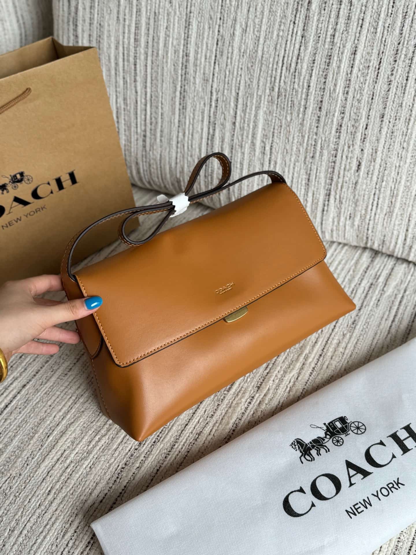 Coach Chelsea Shoulder Bag Smooth Grain Leather Caramel High