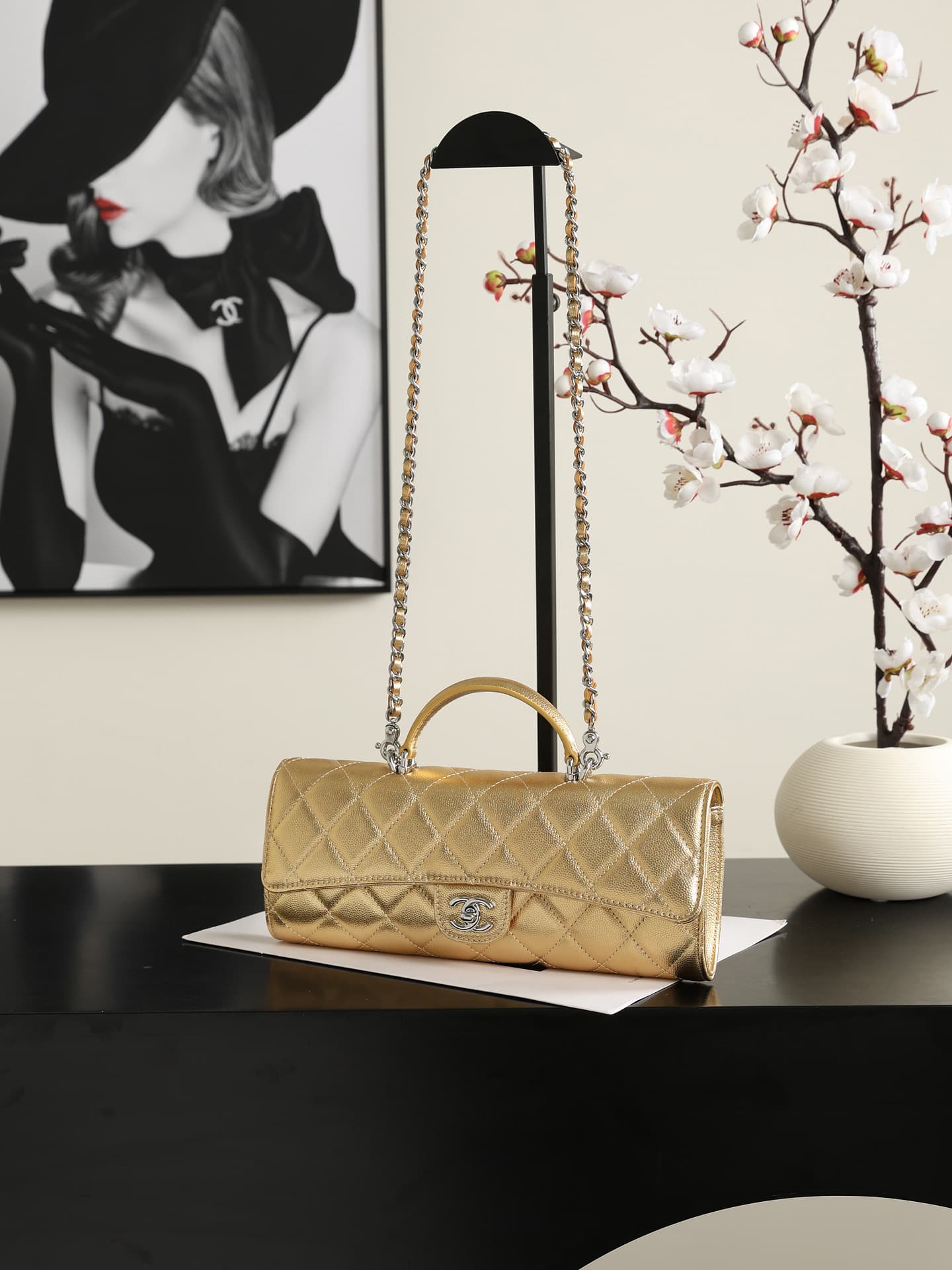 Chanel Clutch with chain Grained Calfskin & Silver-Tone Metal Gold AP5280 A