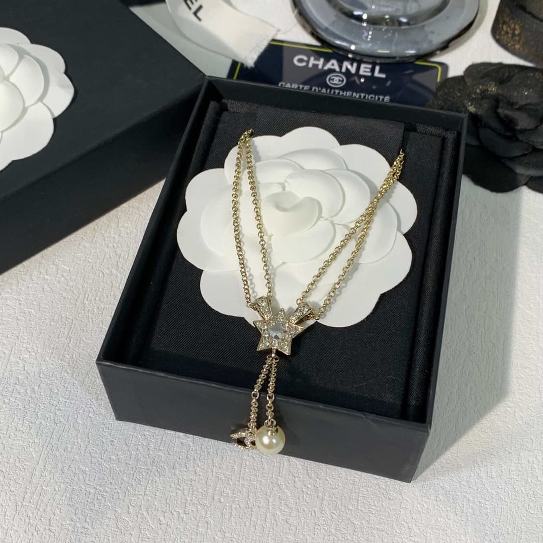 Chanel Gold-tone Necklace High