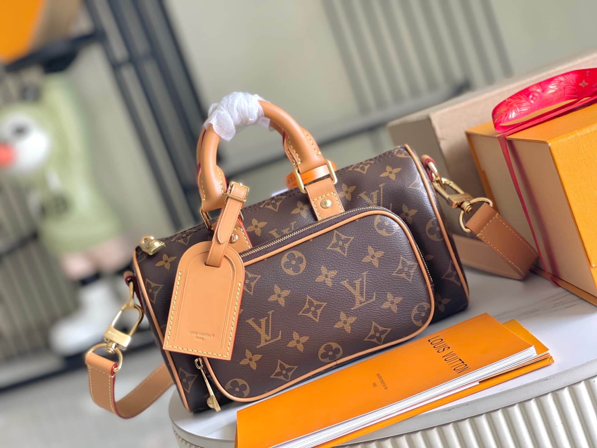 Louis Vuitton Keepall 25 Cargo Monogram coated canvas M14981 TOP