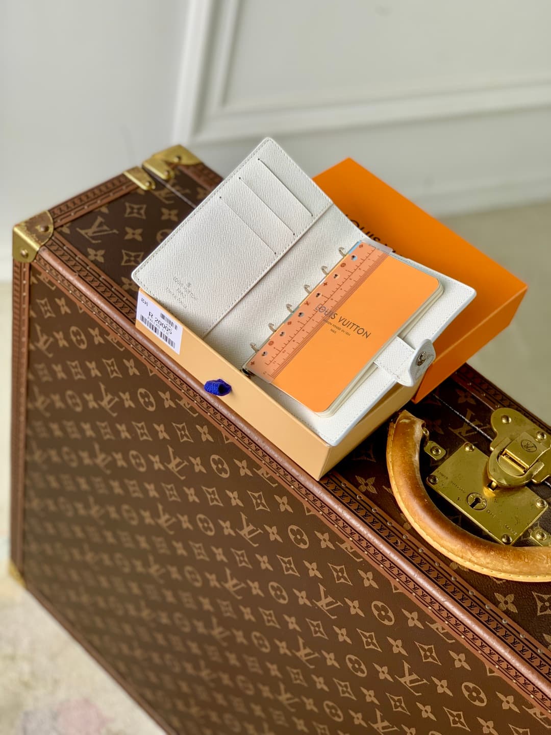 Louis Vuitton Small Ring Agenda Cover Monogram canvas R20005 High