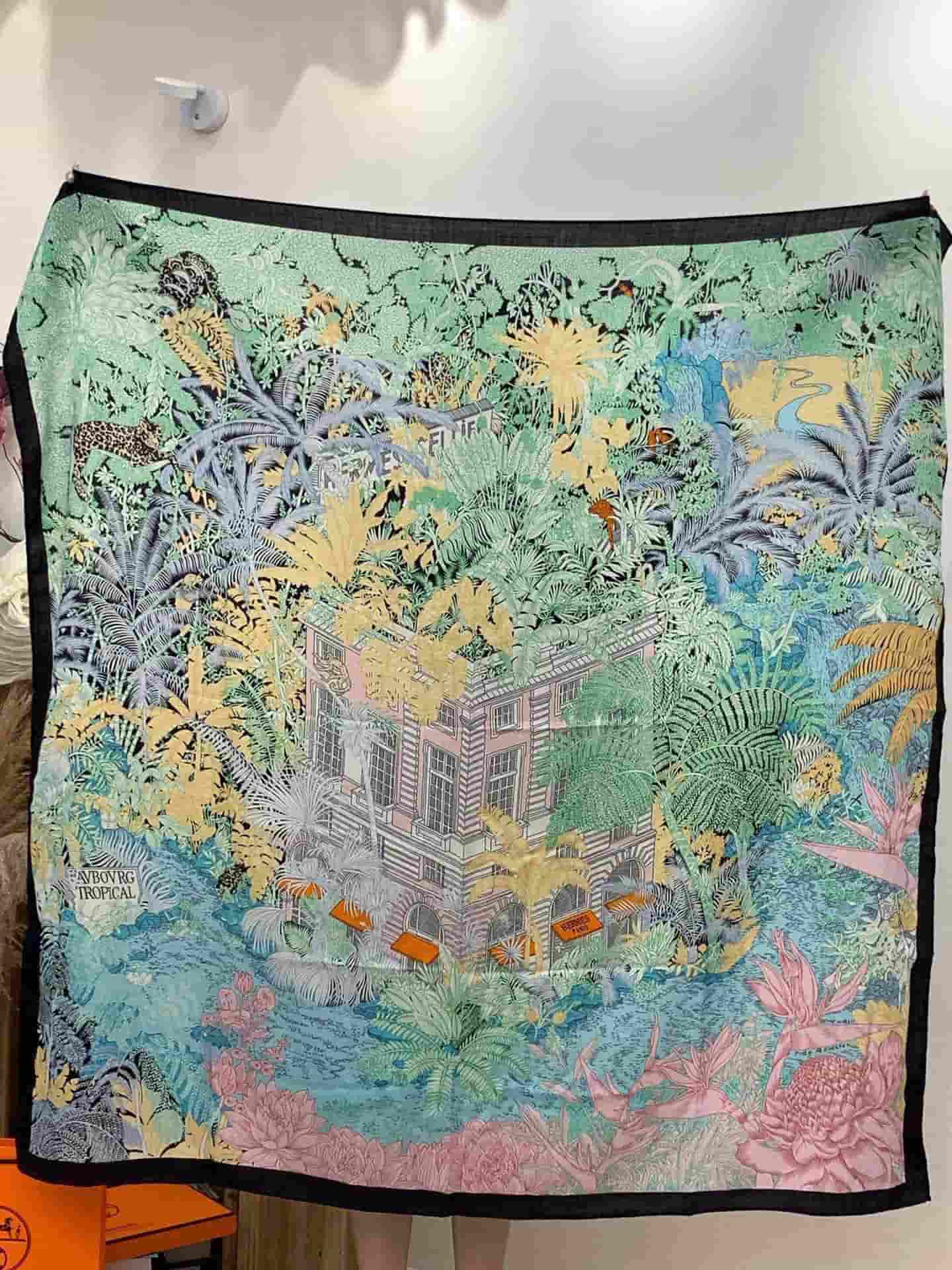 Hermes Faubourg Tropical 140 shawl