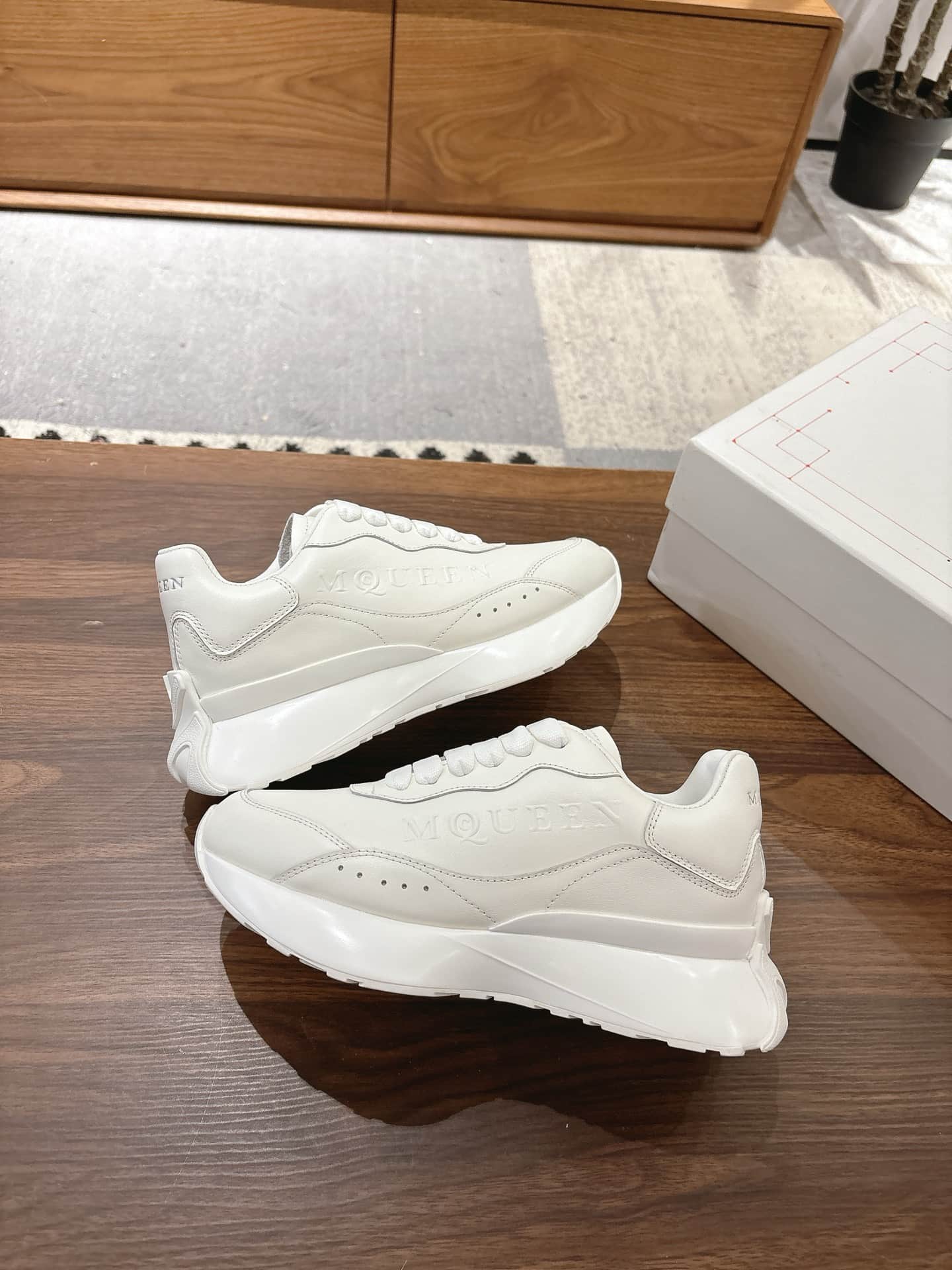 Alexander McQueen Sprint Runner Sneakers Shoes Men Women
