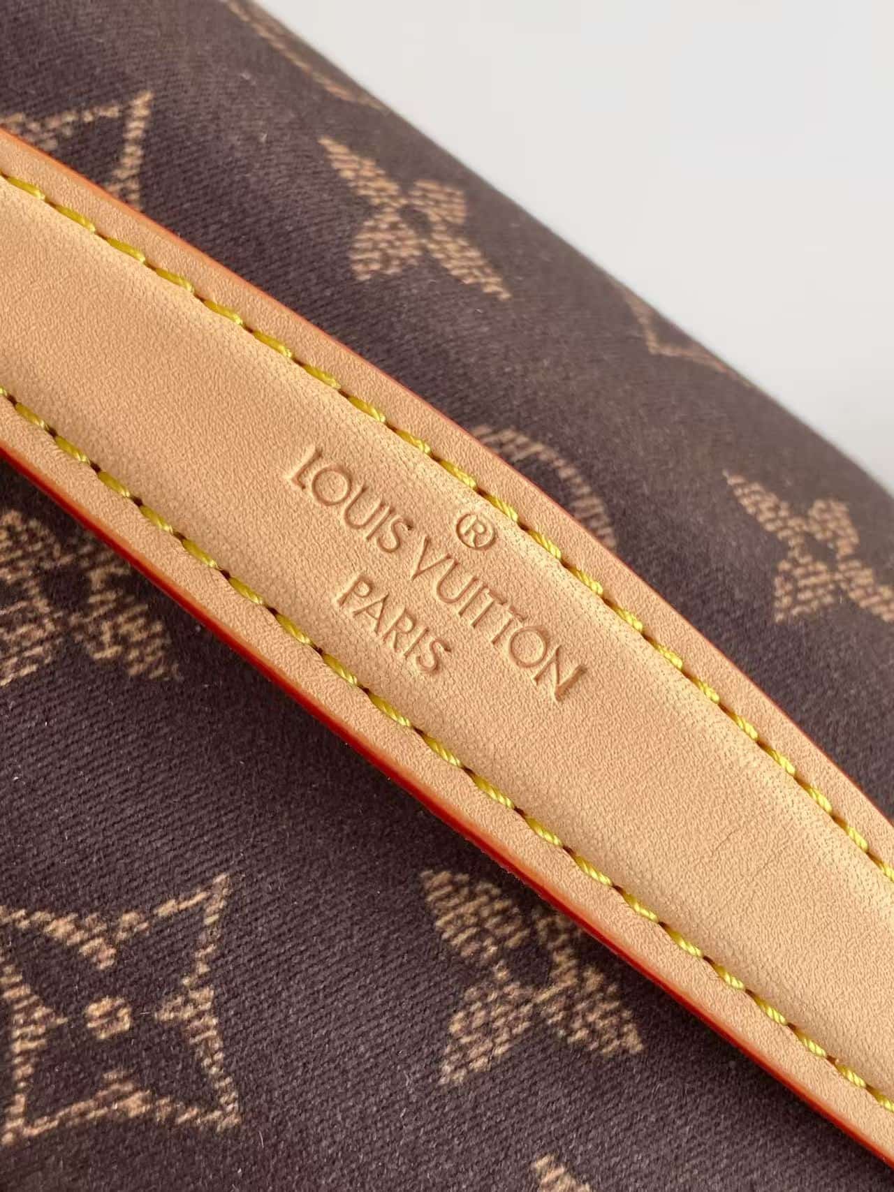 Louis Vuitton Rush Bumbag Louis Vuitton Silk Tech Monogram M2A452 High
