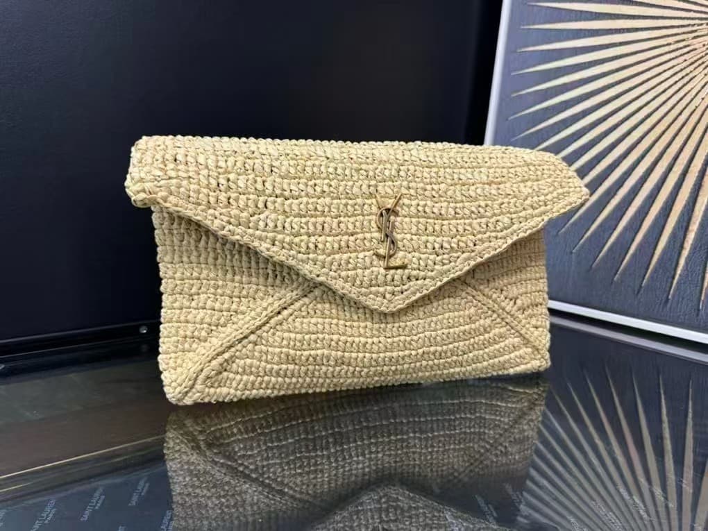 SAINT LAURENT CASSANDRE CHAIN POUCH IN RAFFIA High