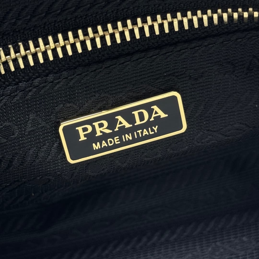 Prada Bonnie leather mini handbag Calfskin leather 1BA486 White High