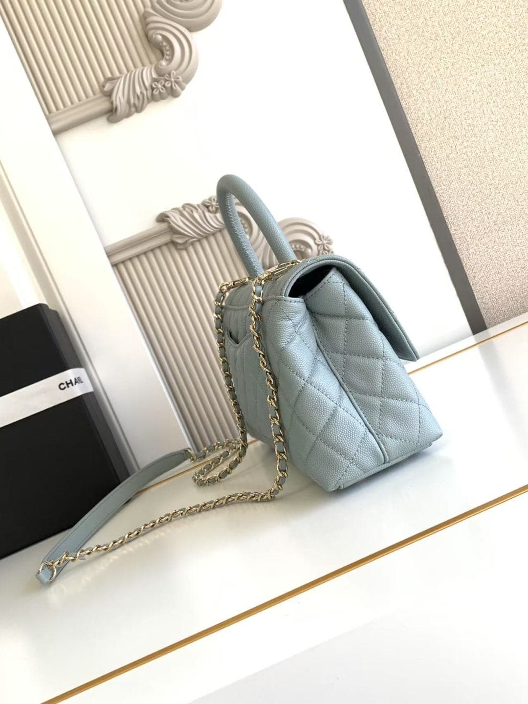FLAP BAG WITH TOP HANDLE Grained Calfskin & Gold-Tone Metal A92990 Blue Binding A