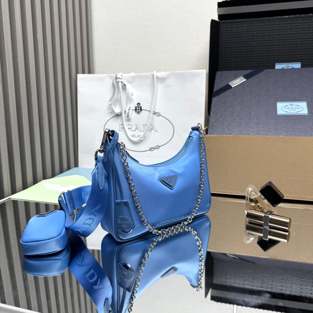 Prada Re-Edition 2005 Nylon bag 1BH204 Blue High