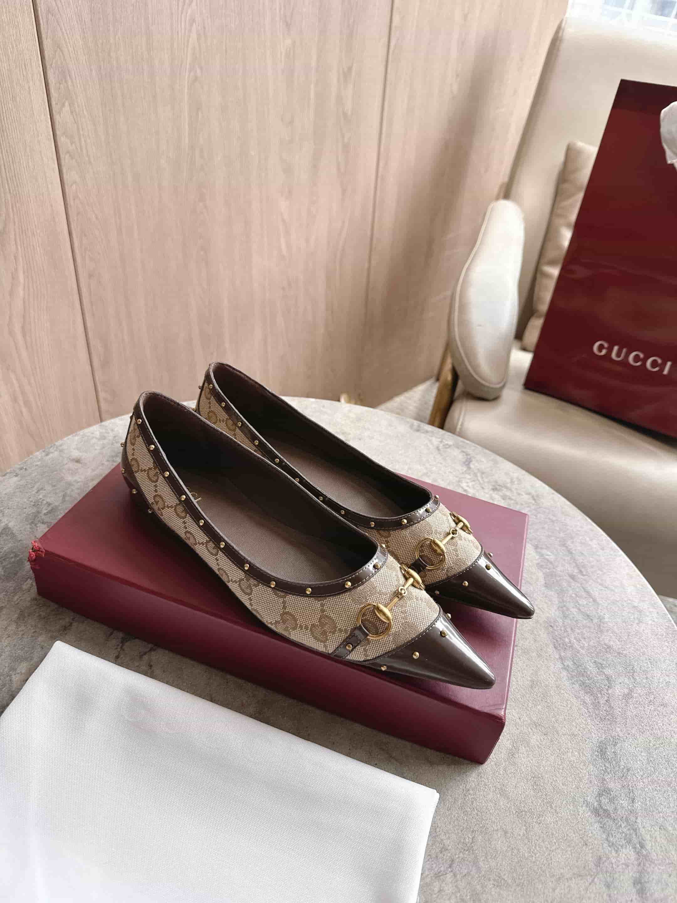 Gucci Savoy Ballerina Flat Shoes Women