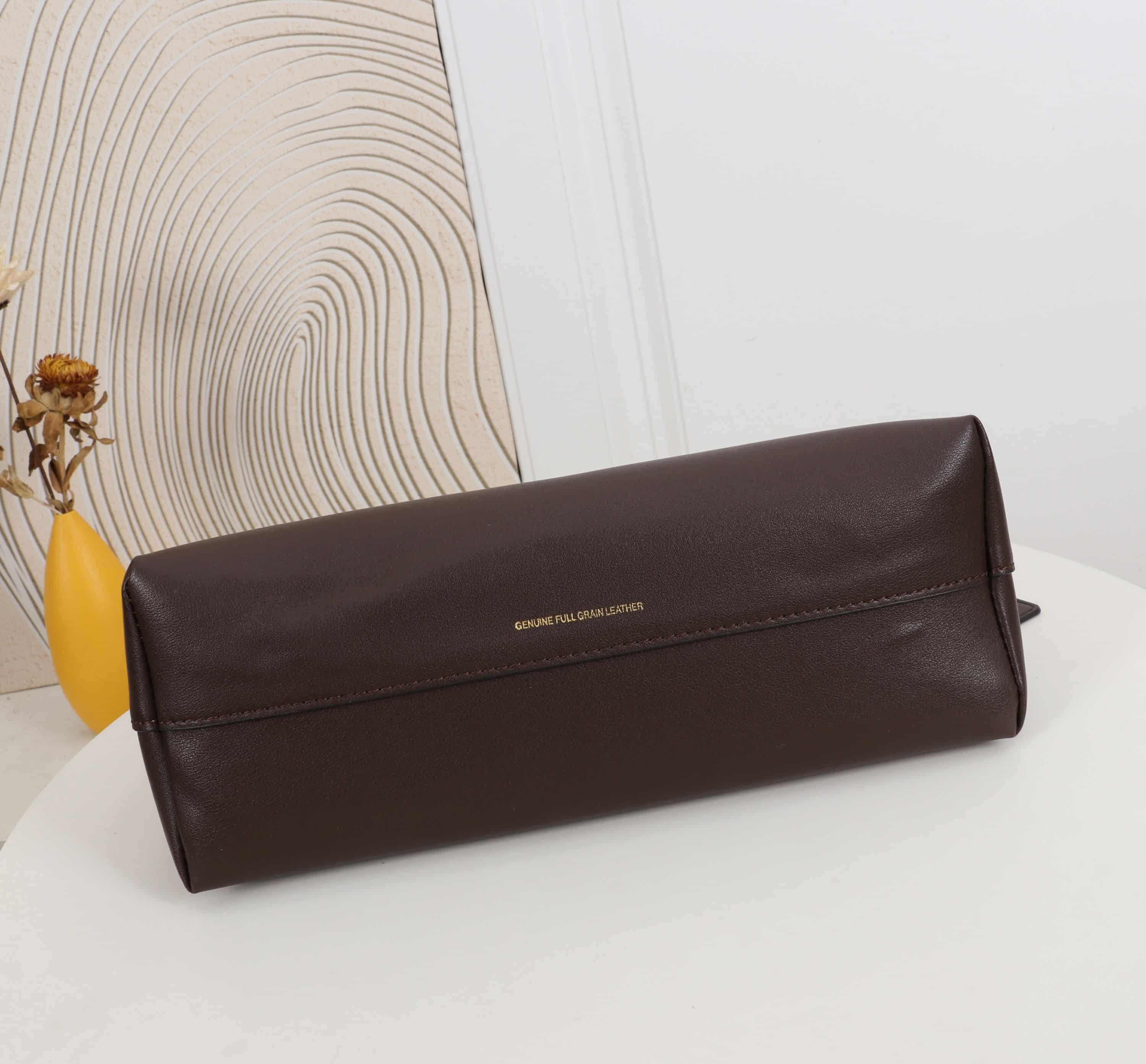 Coach Chelsea Shoulder Bag 30 With Chain in Brown Leather High