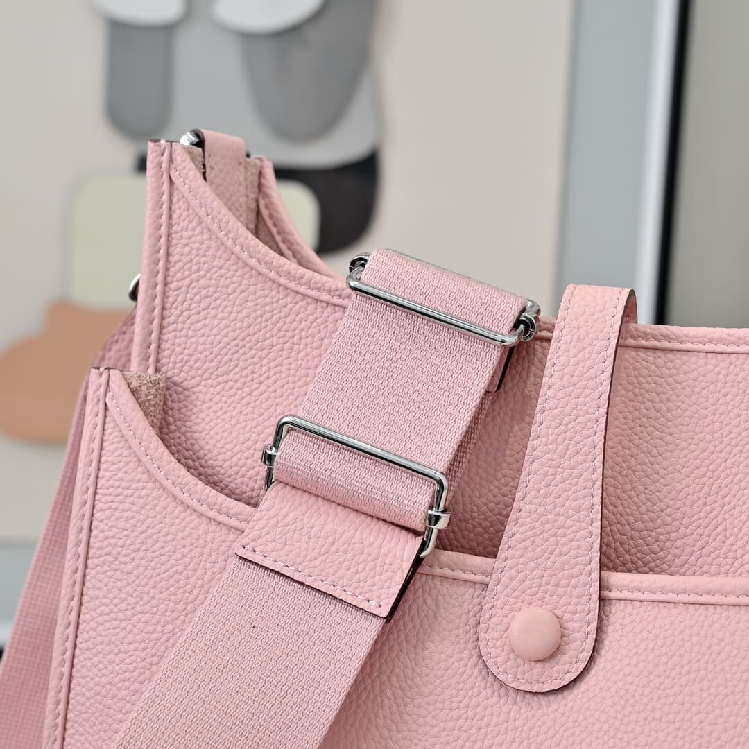 Hermes Evelyne III PM Bag Clemence Leather In Pink High